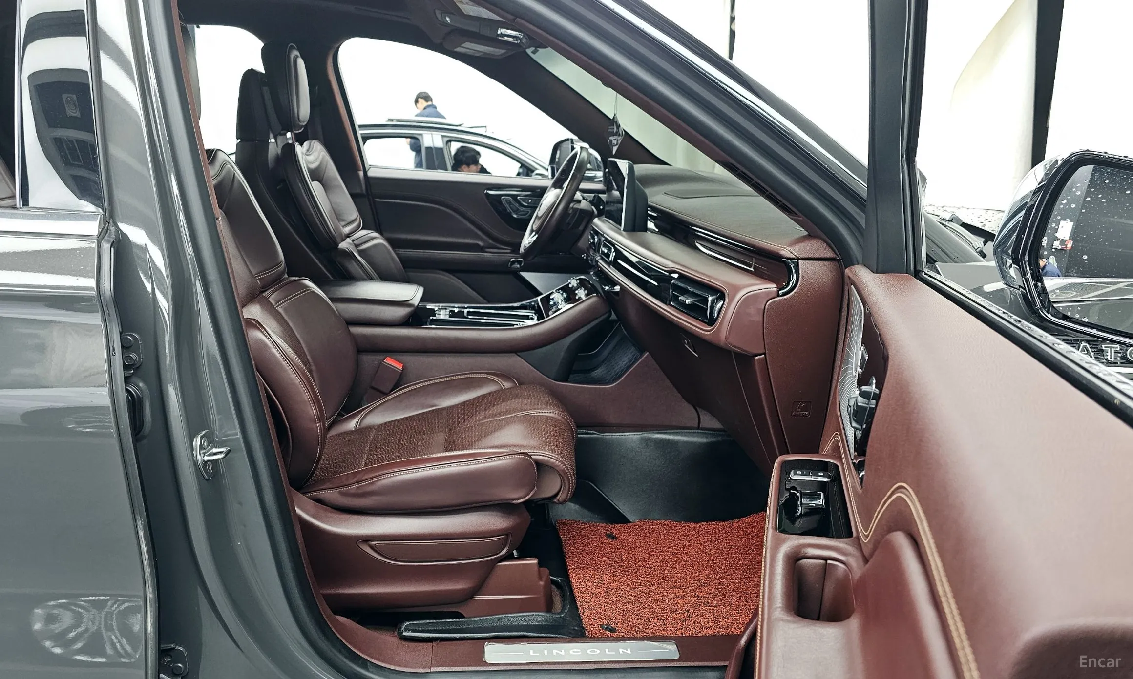 Lincoln Aviator 2nd Generation превью 11