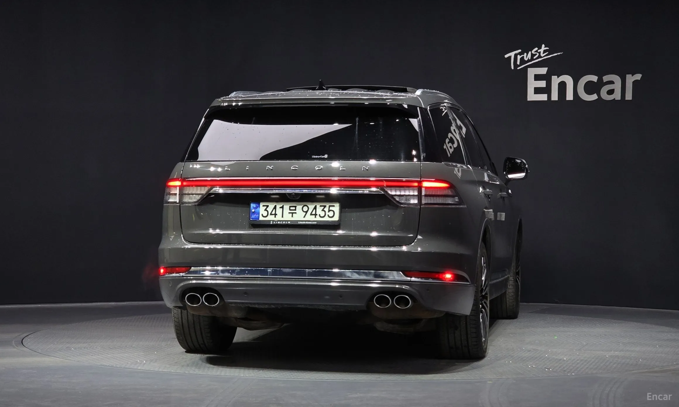 Lincoln Aviator 2nd Generation превью 4