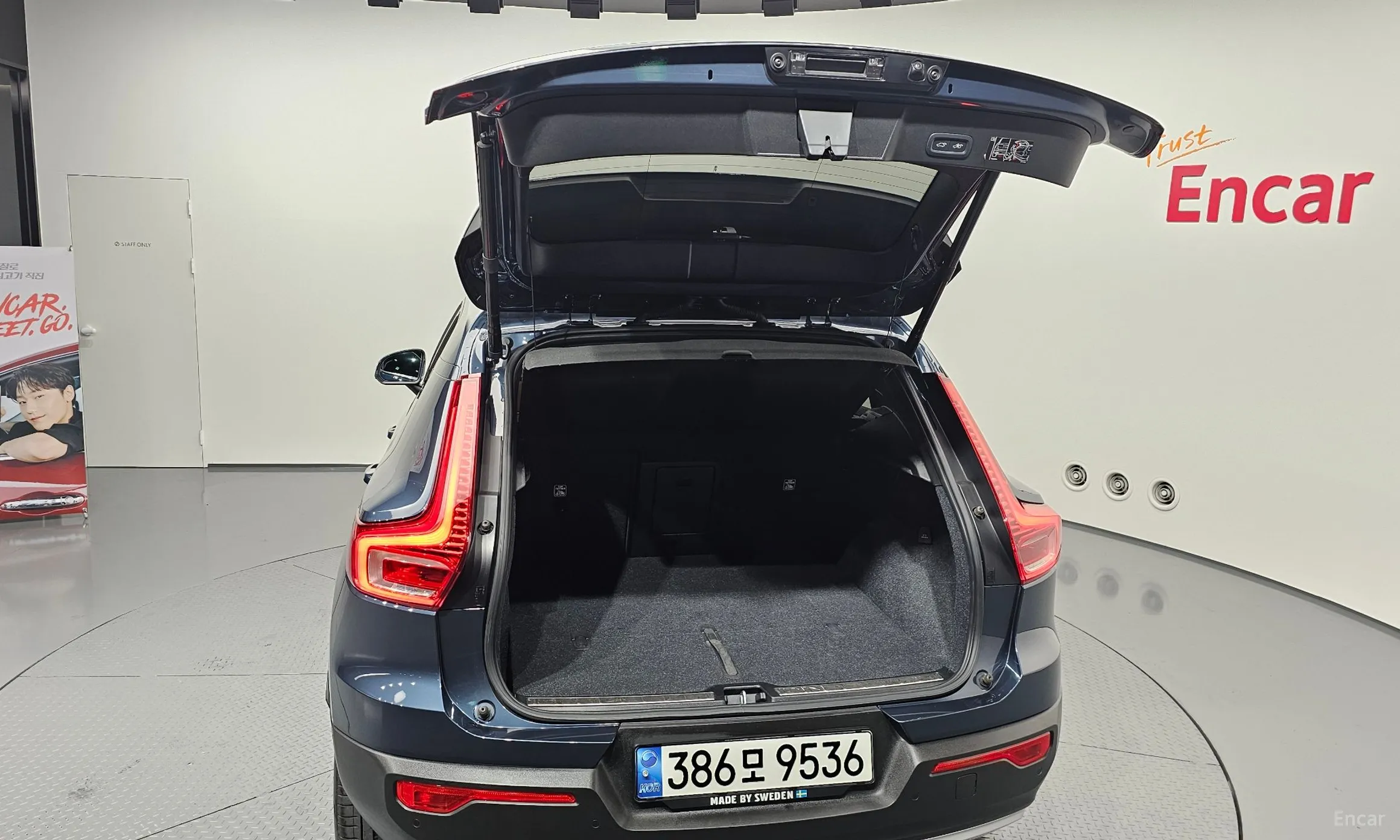 Volvo XC40 превью 20