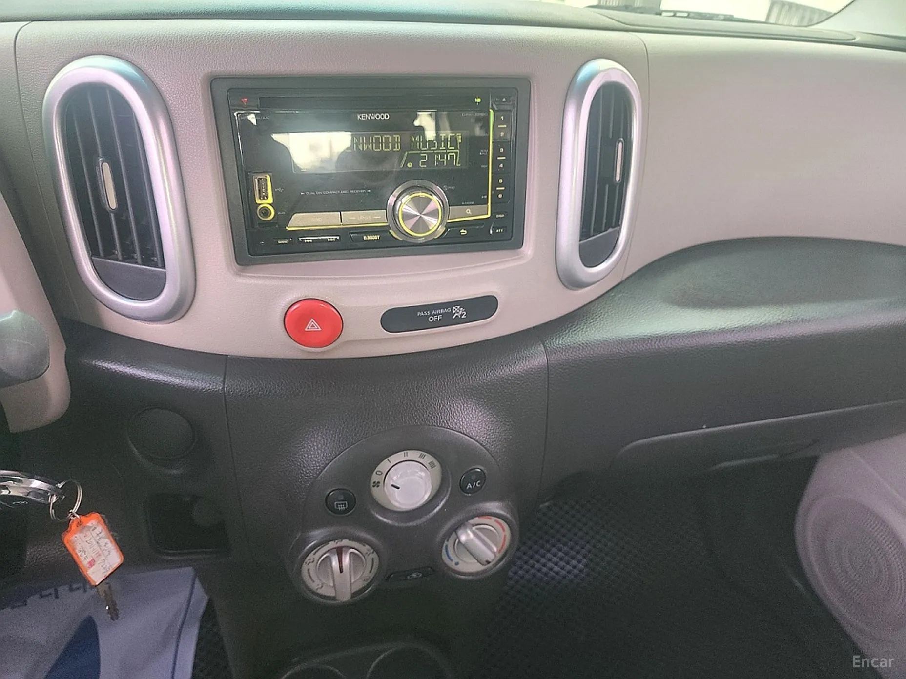 Nissan Cube превью 7