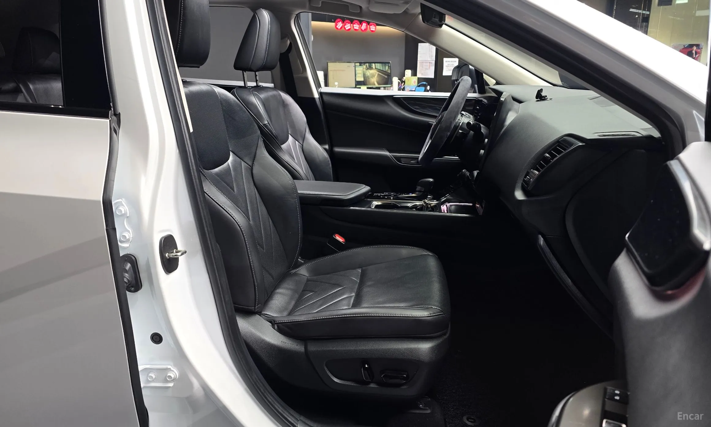 Lexus NX450h + 2nd Gen превью 11