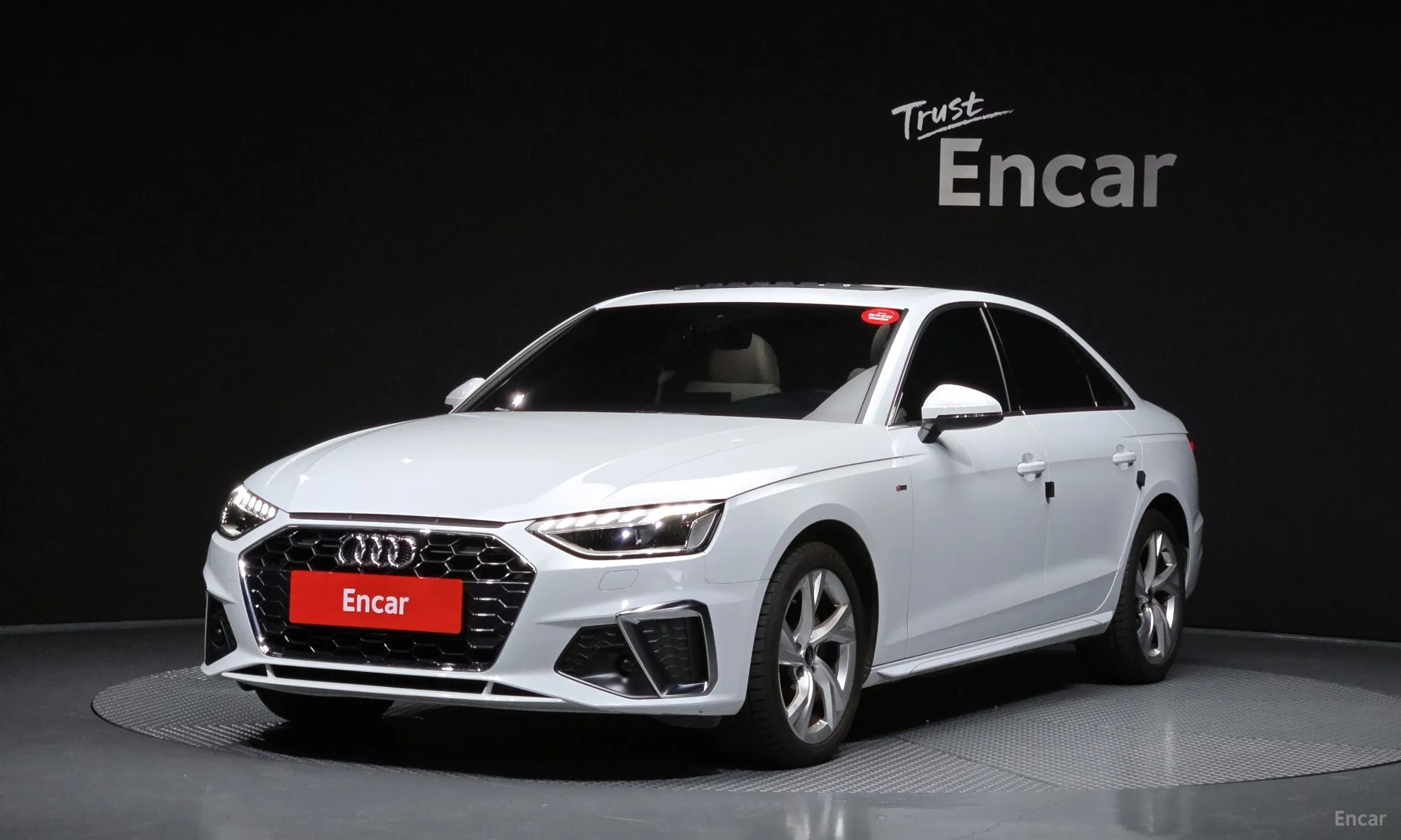 Audi A4 (B9)