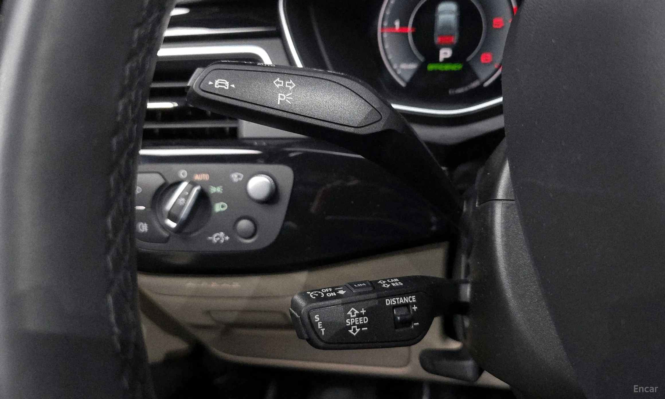 Audi A4 (B9) превью 17