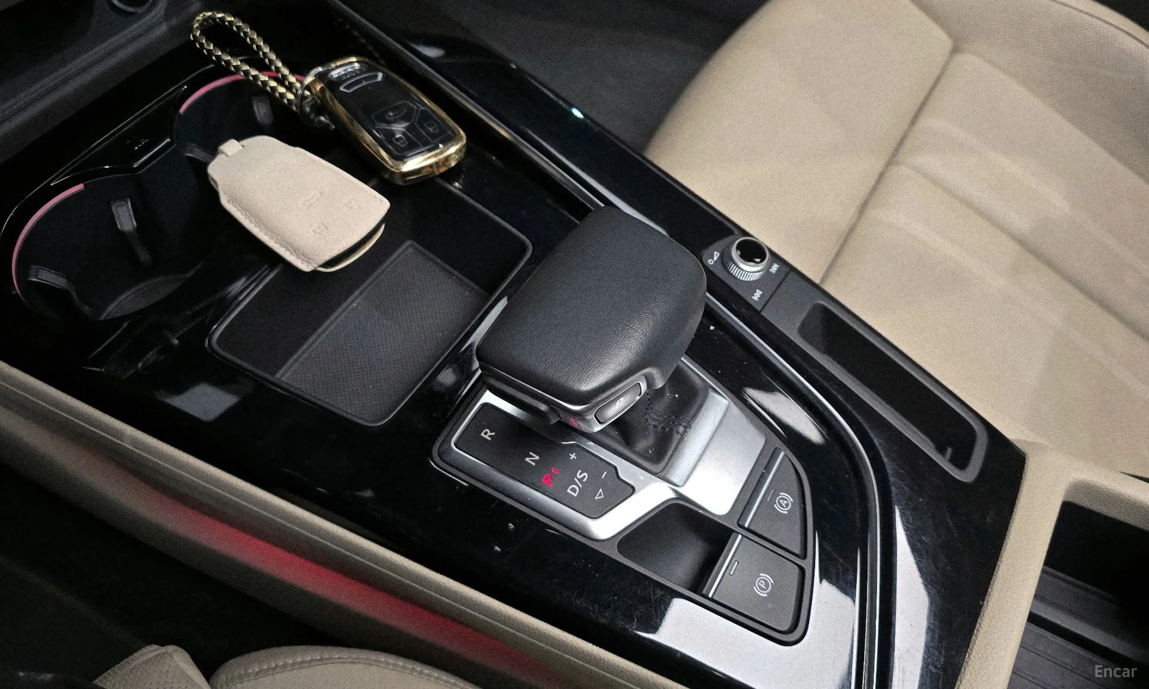 Audi A4 (B9) превью 9