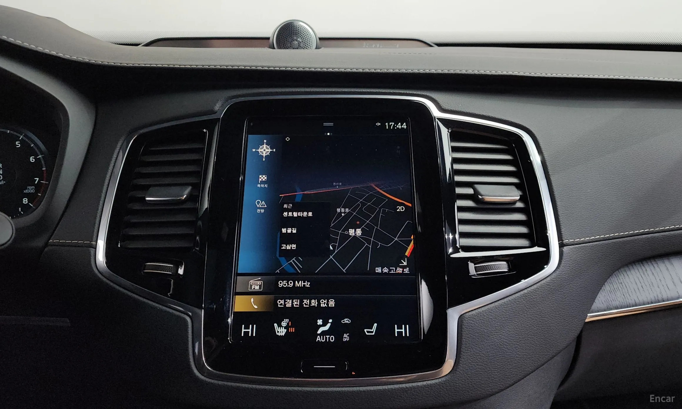 Volvo XC90 Gen 2 превью 14
