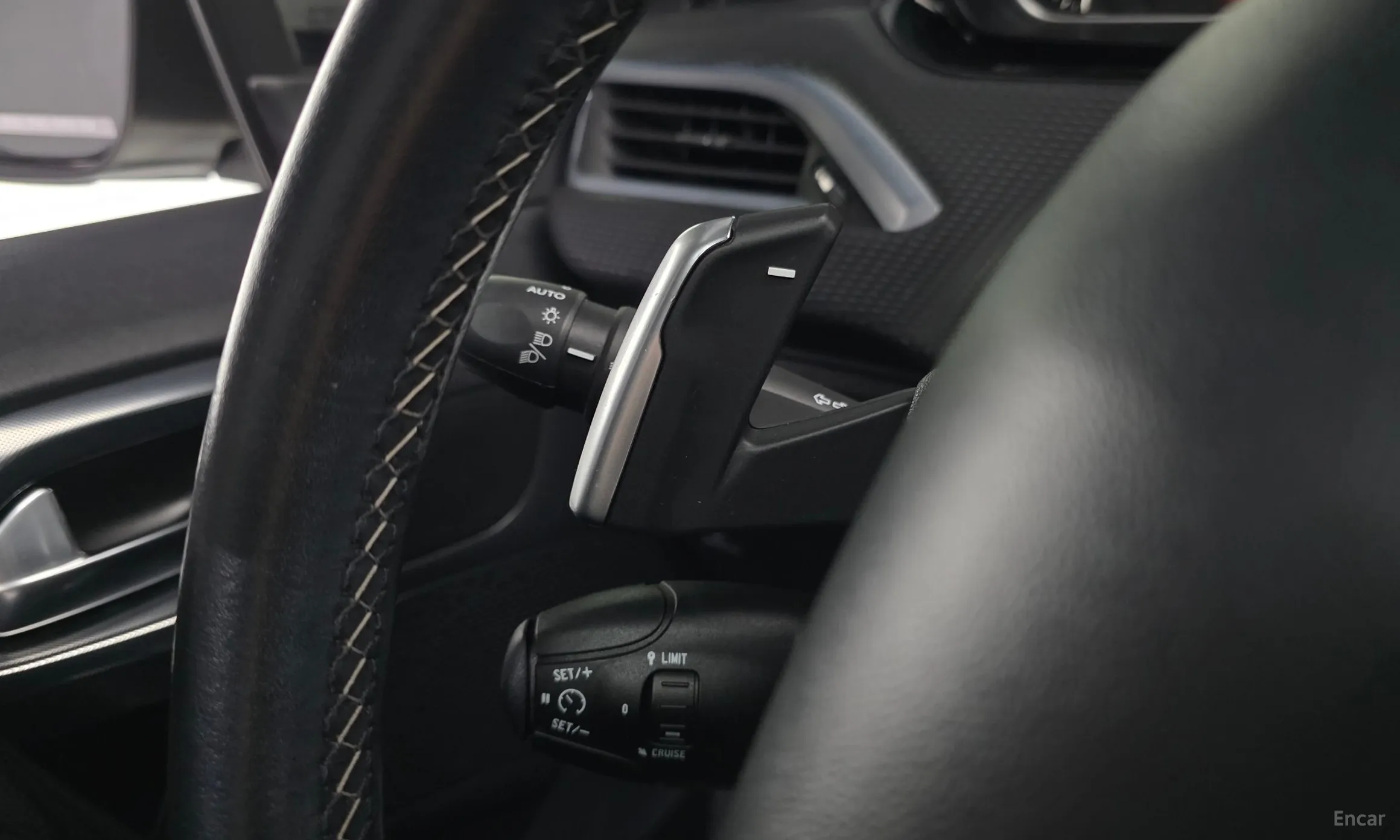 Peugeot 2008. превью 18