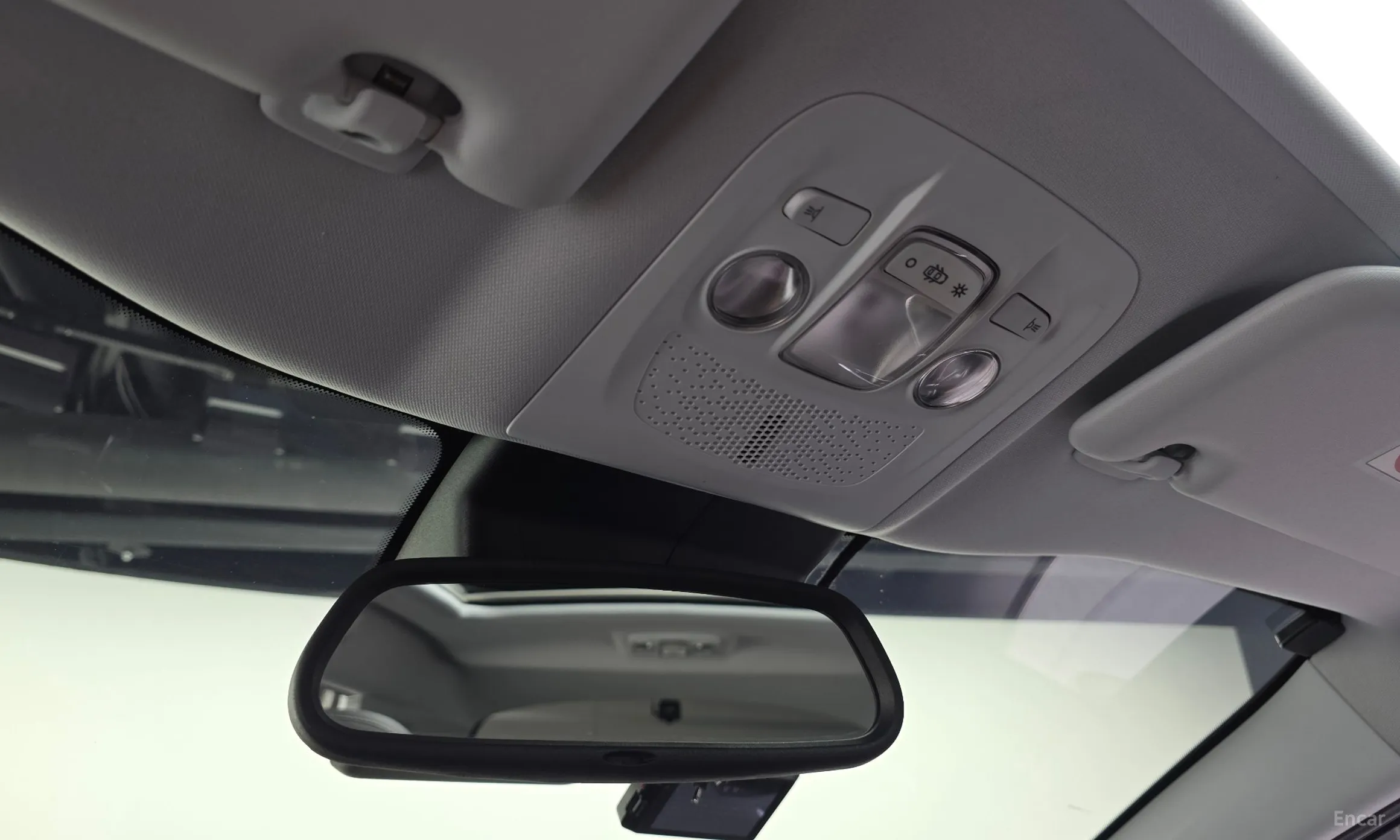 Peugeot 2008. превью 19