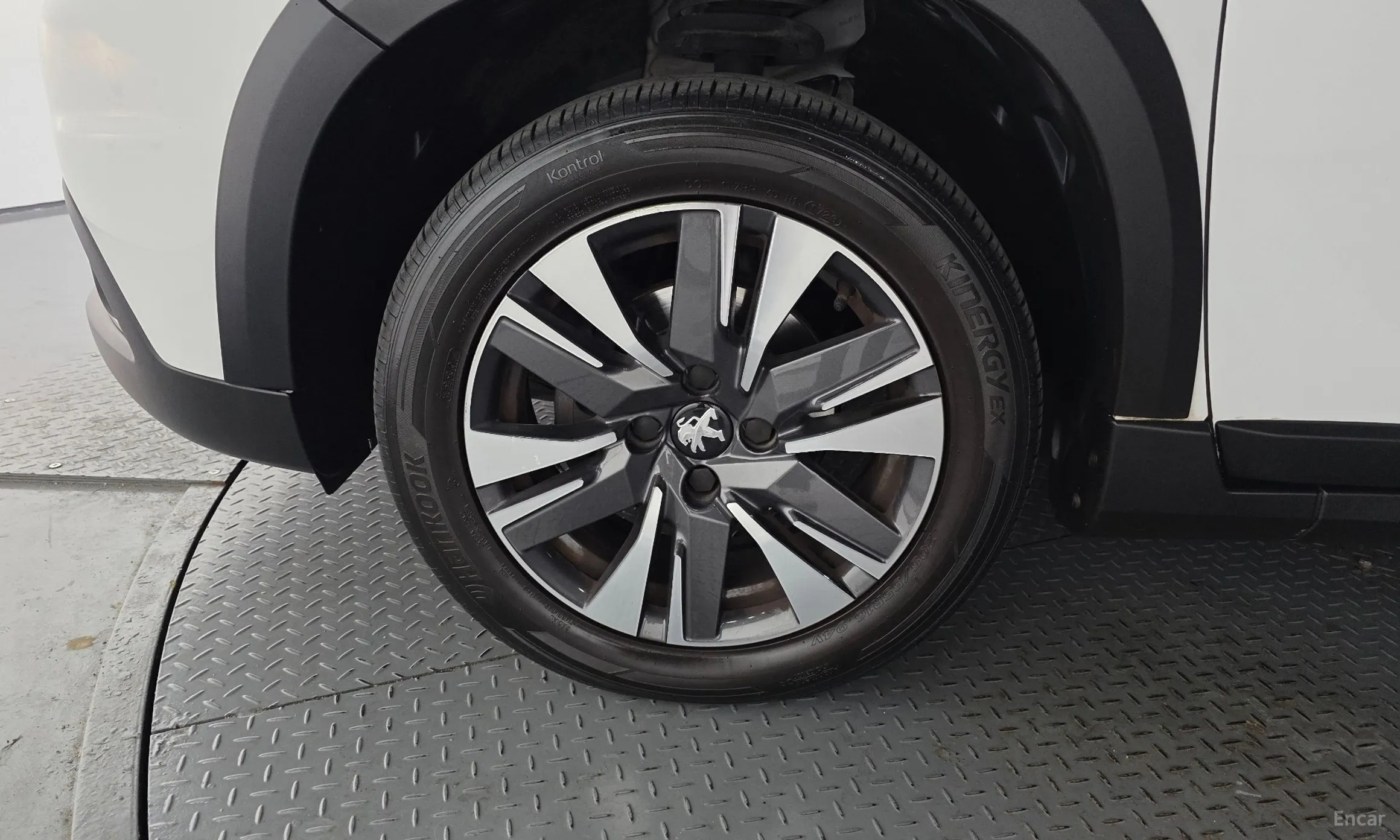 Peugeot 2008. превью 5