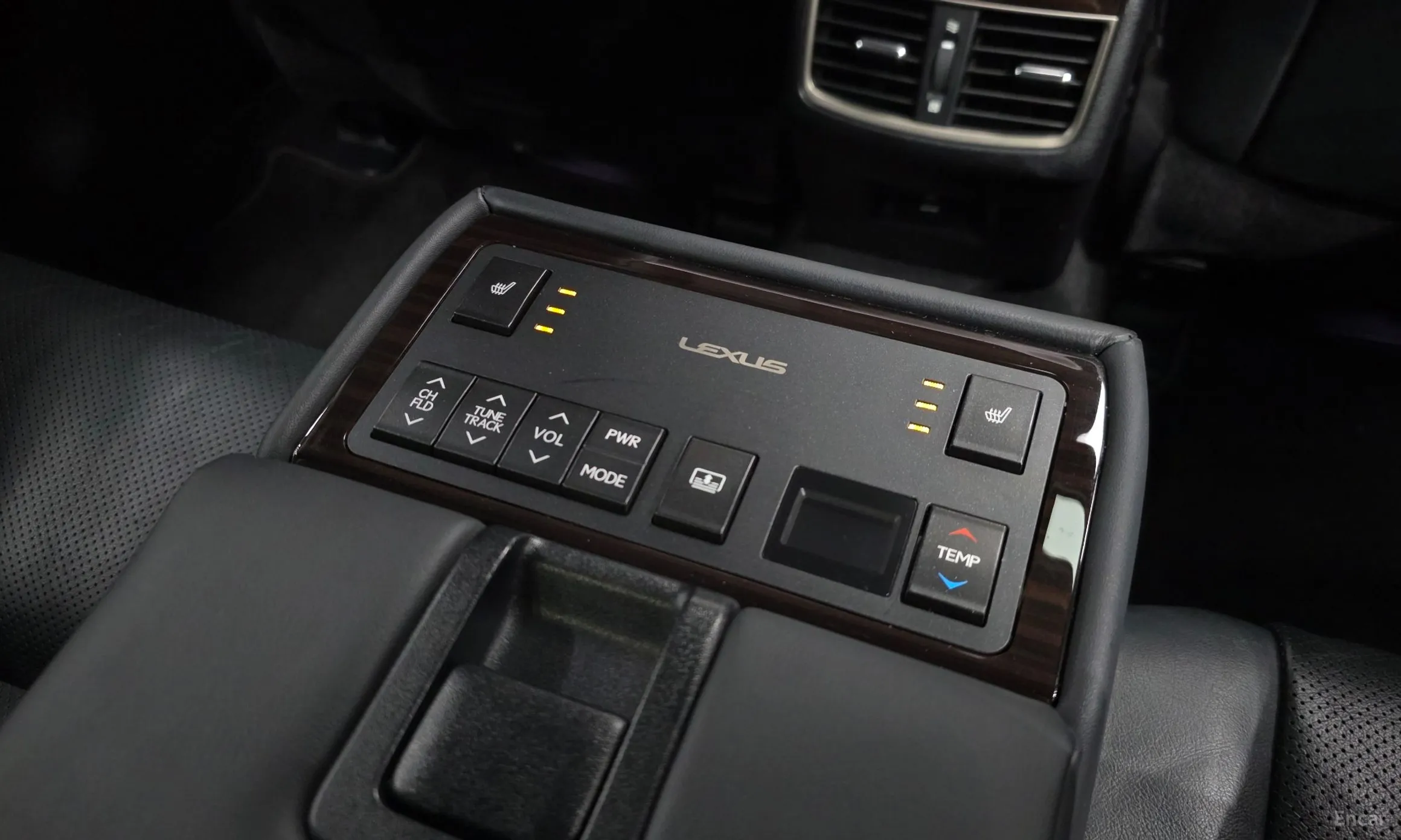 Lexus New ES300h превью 18
