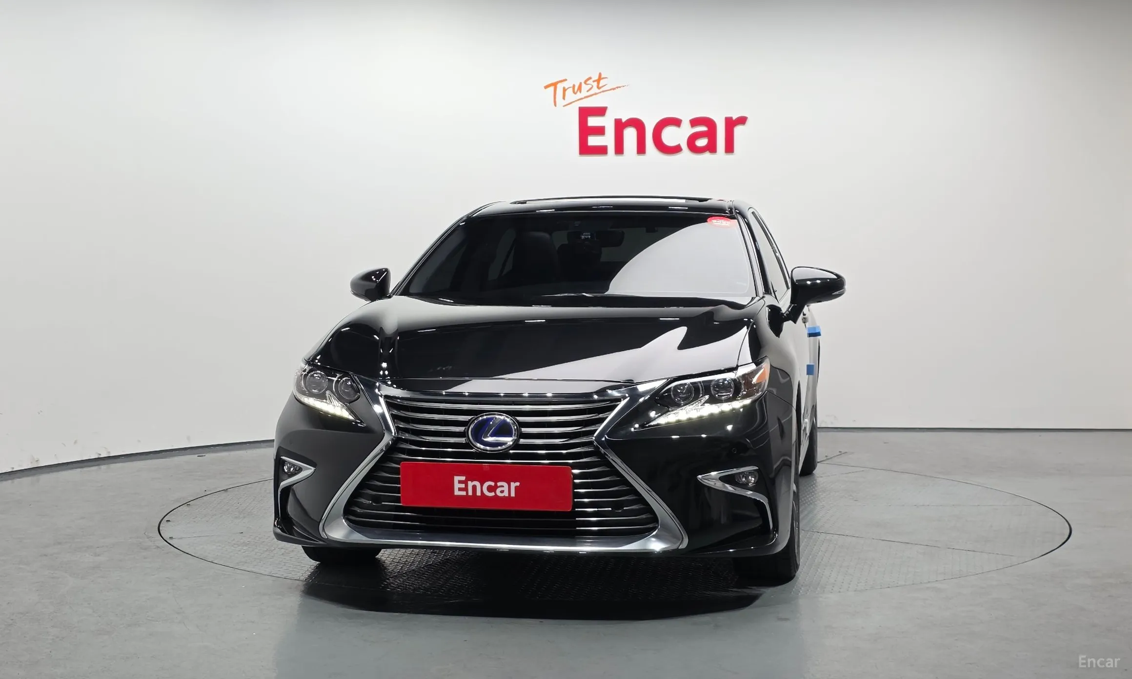 Lexus New ES300h превью 3