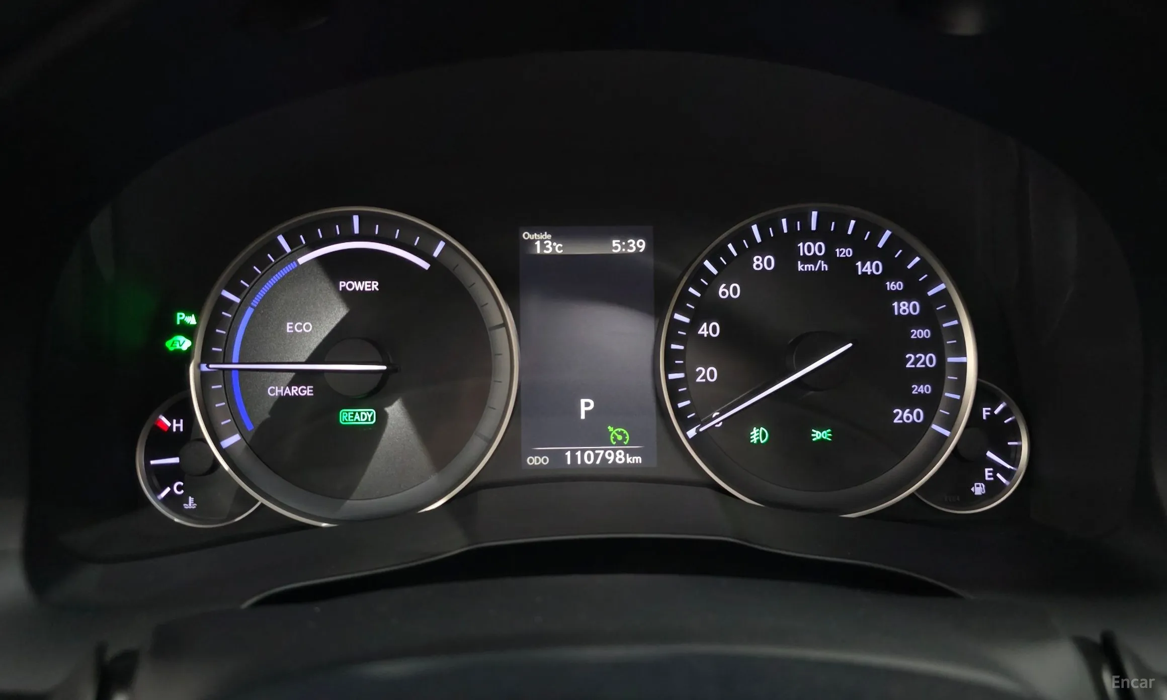 Lexus New ES300h превью 8