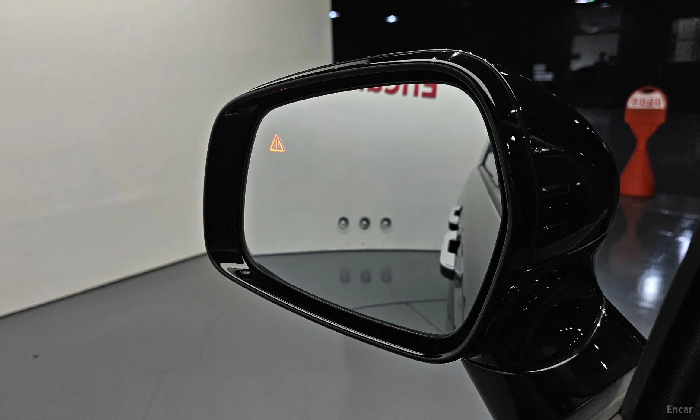 Kia Carnival Gen 4 превью 16