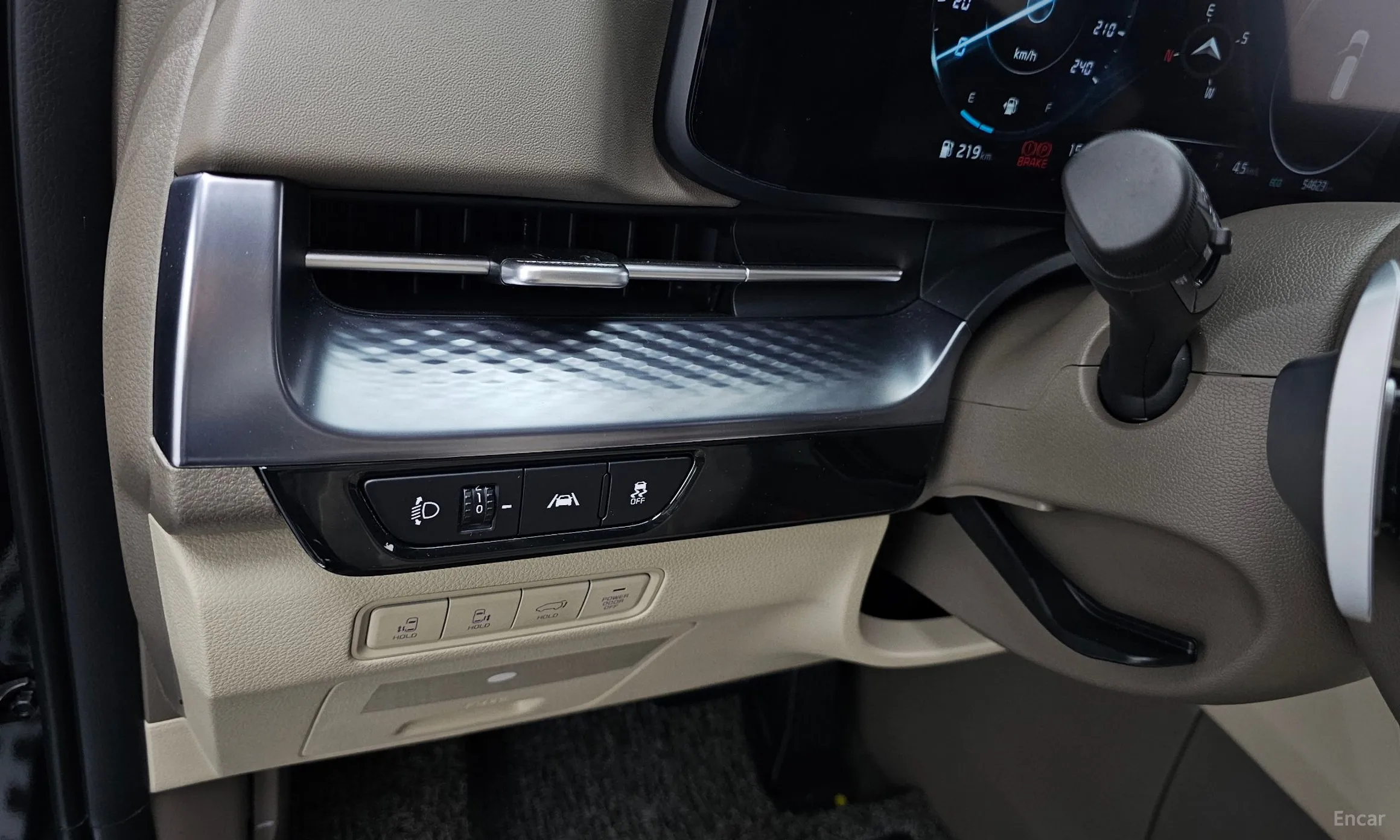 Kia Carnival Gen 4 превью 17