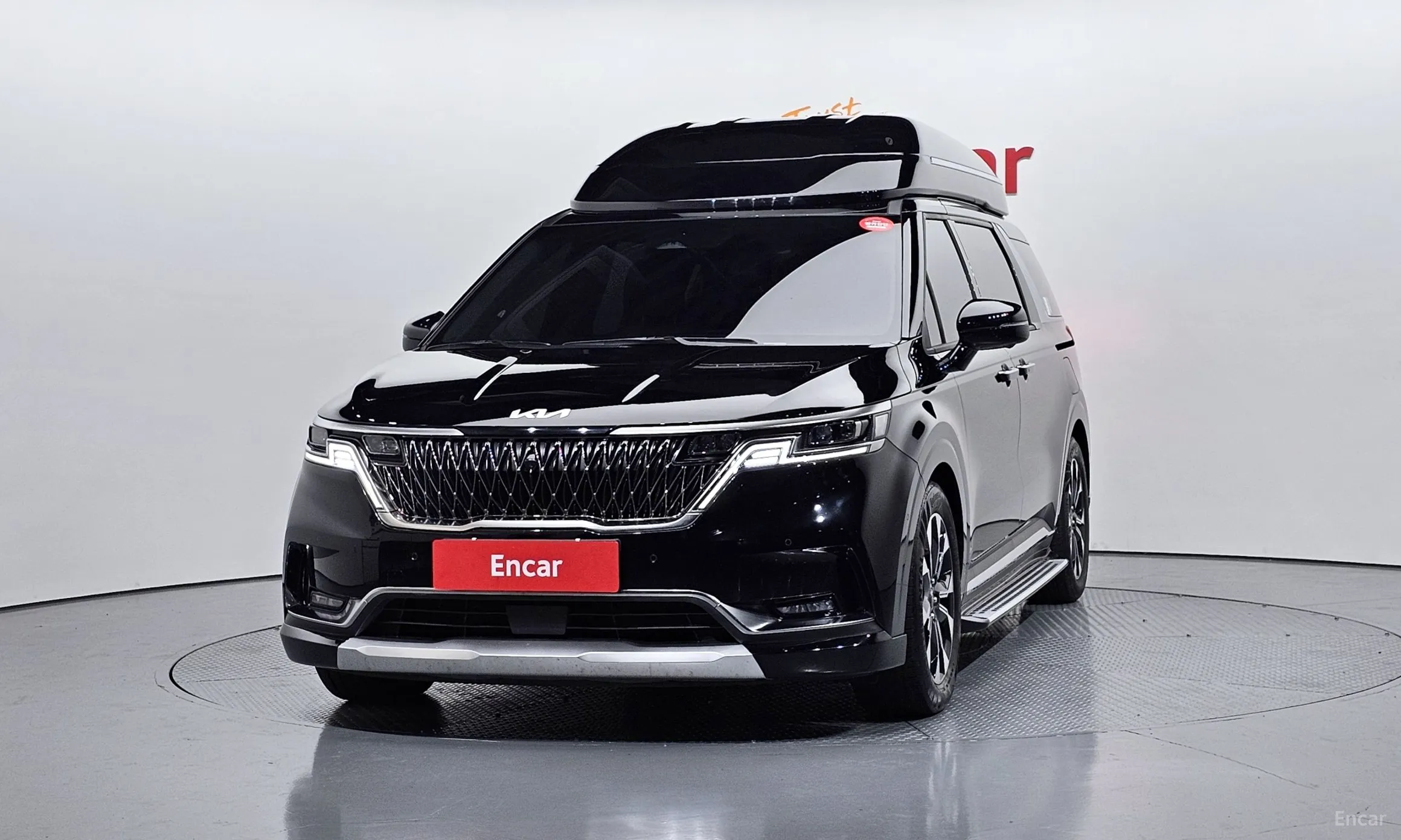 Kia Carnival Gen 4 превью 3