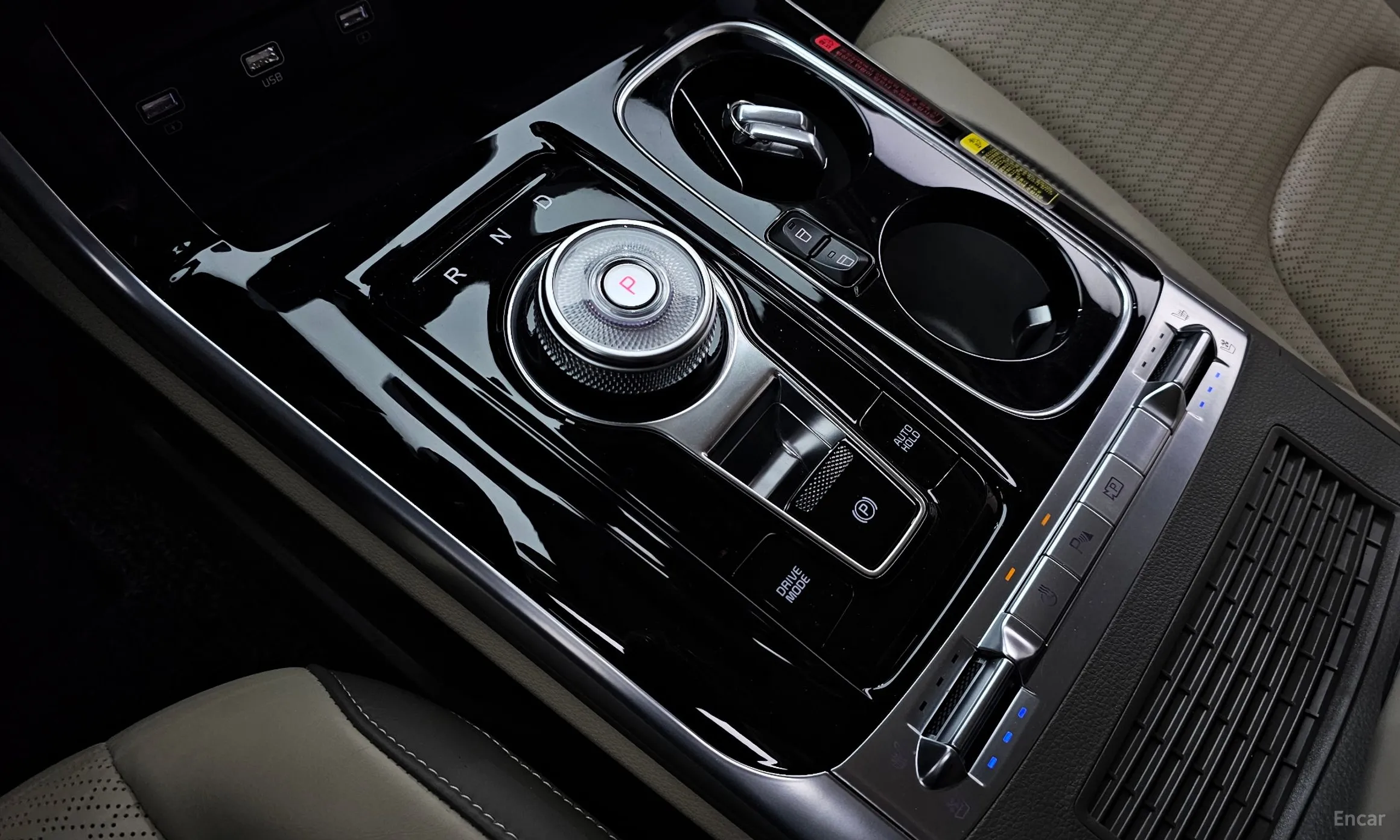 Kia Carnival Gen 4 превью 9