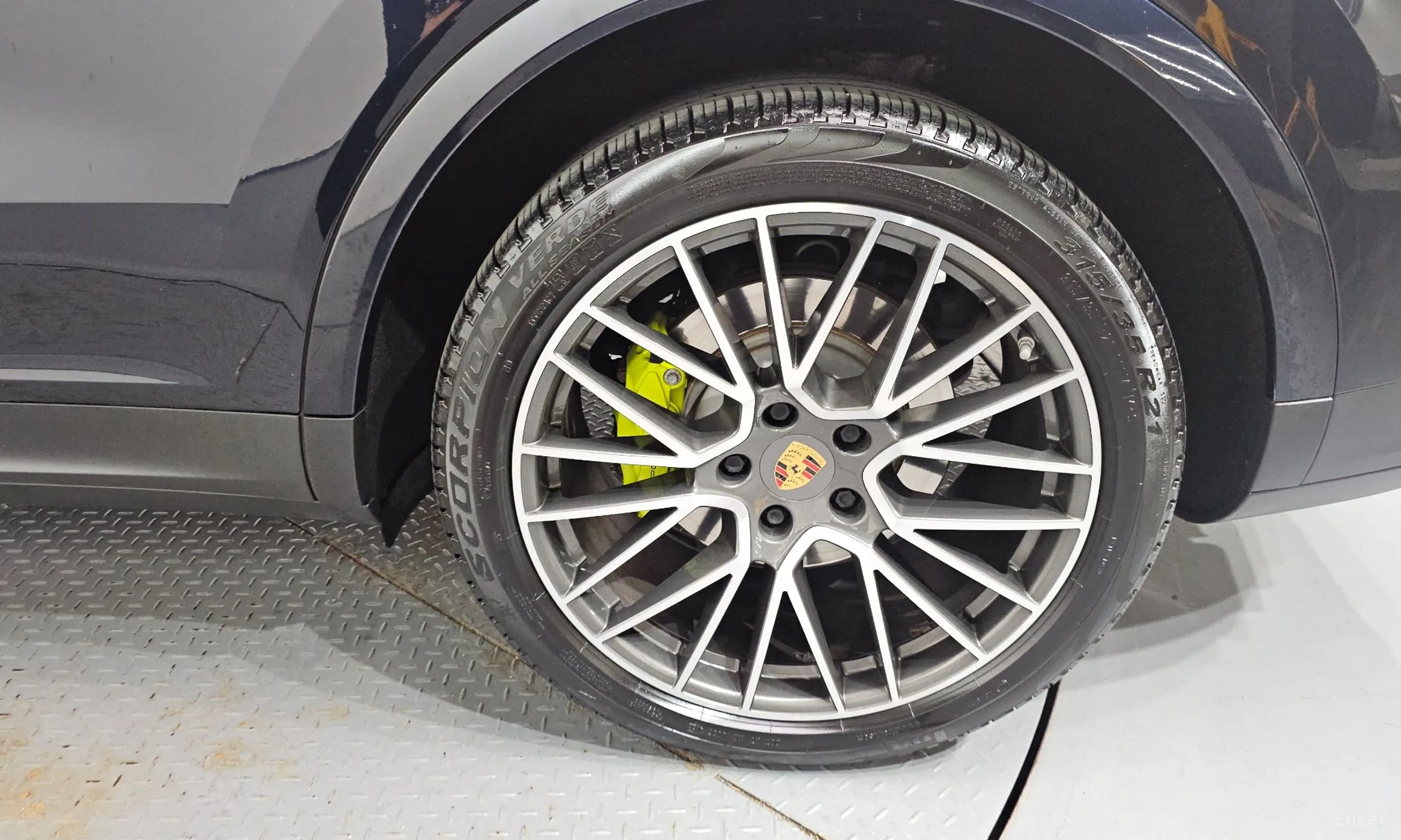 Porsche Cayenne (PO536) превью 5
