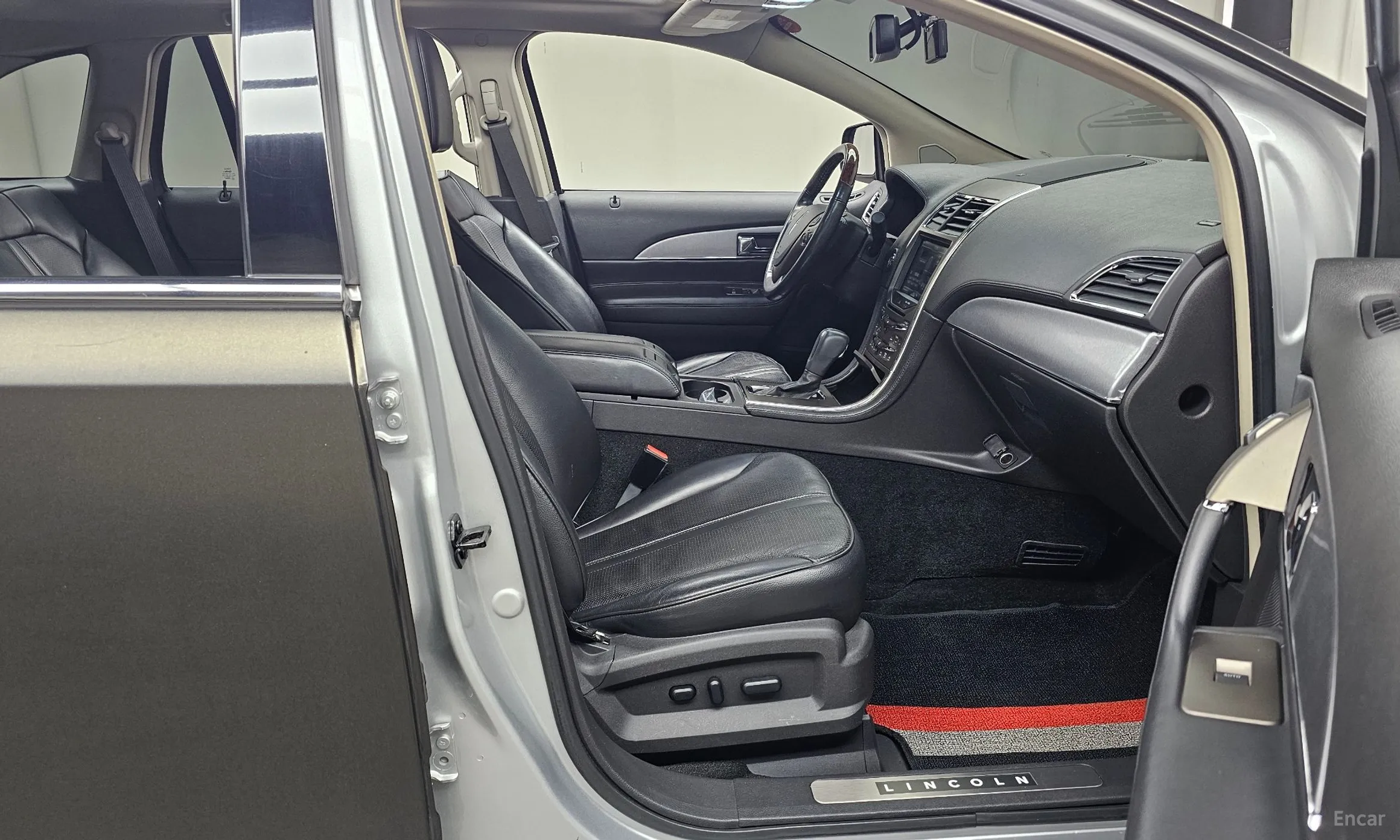 Lincoln New MKX превью 11