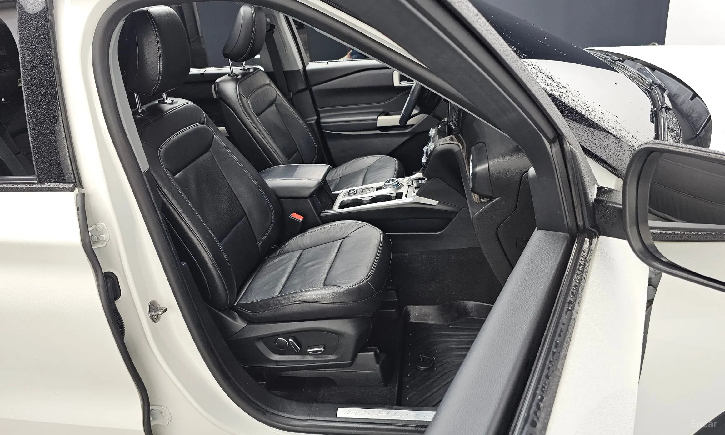 Ford Explorer 6th Generation превью 12