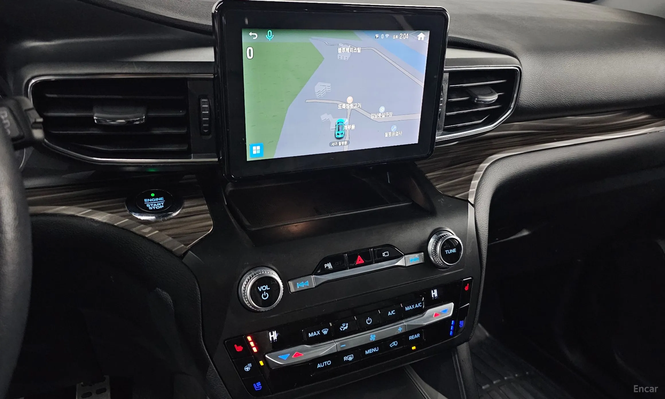 Ford Explorer 6th Generation превью 17