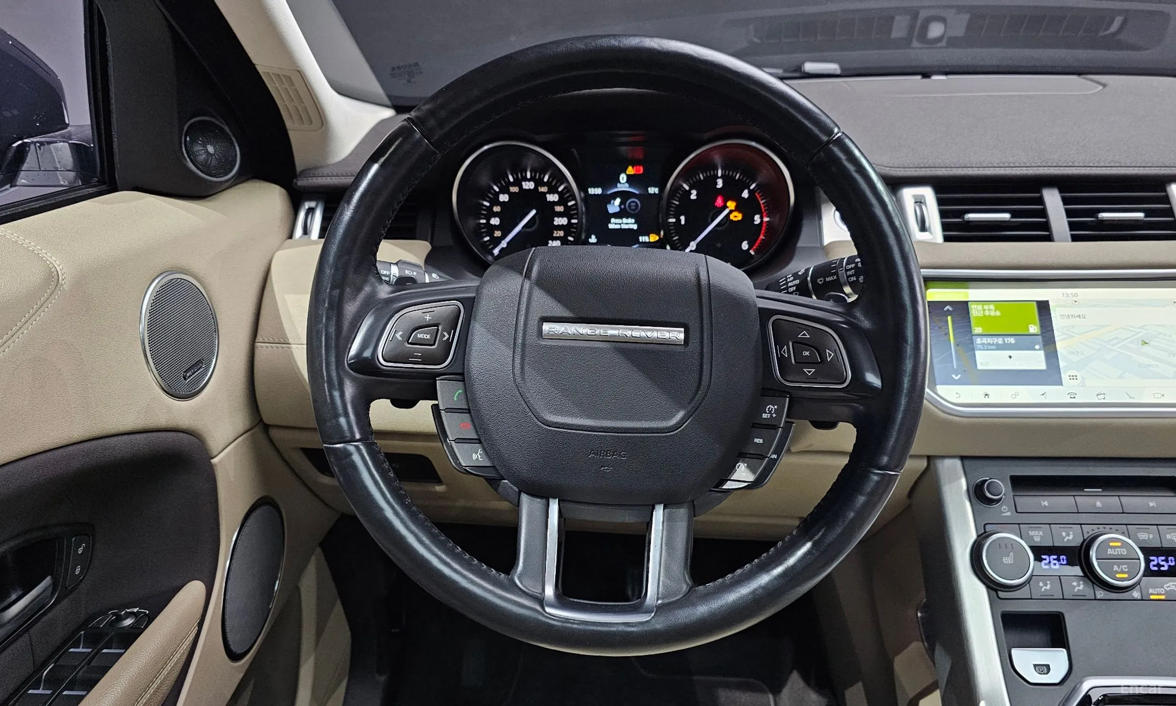 Land Rover Range Rover Evoque превью 13