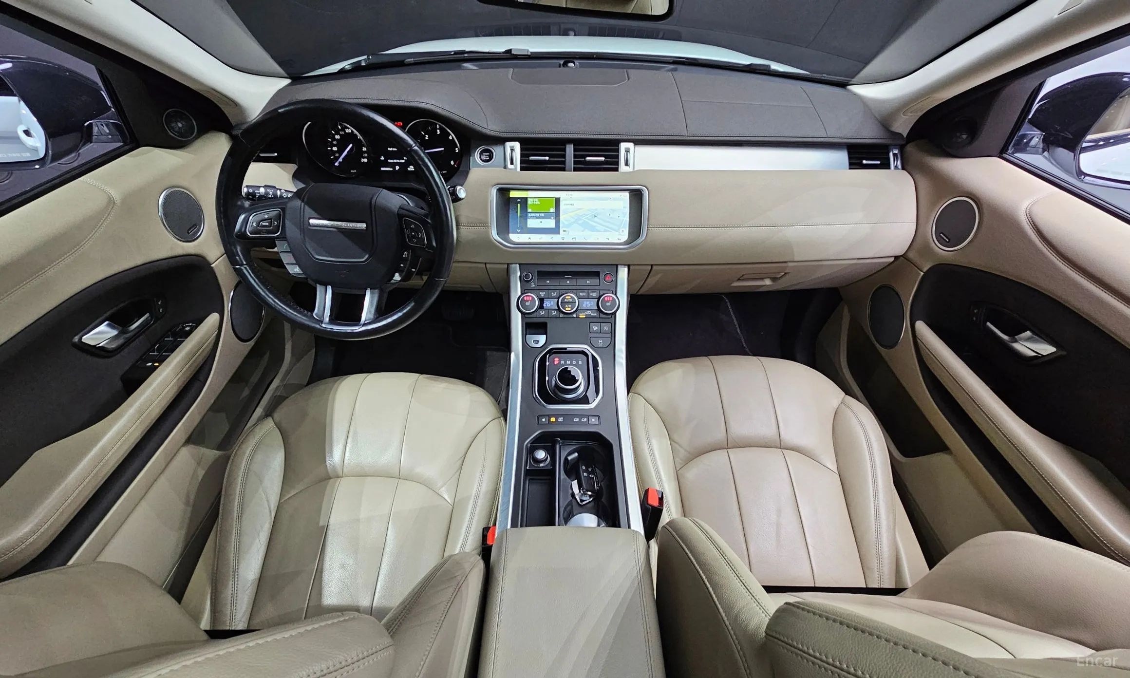 Land Rover Range Rover Evoque превью 7