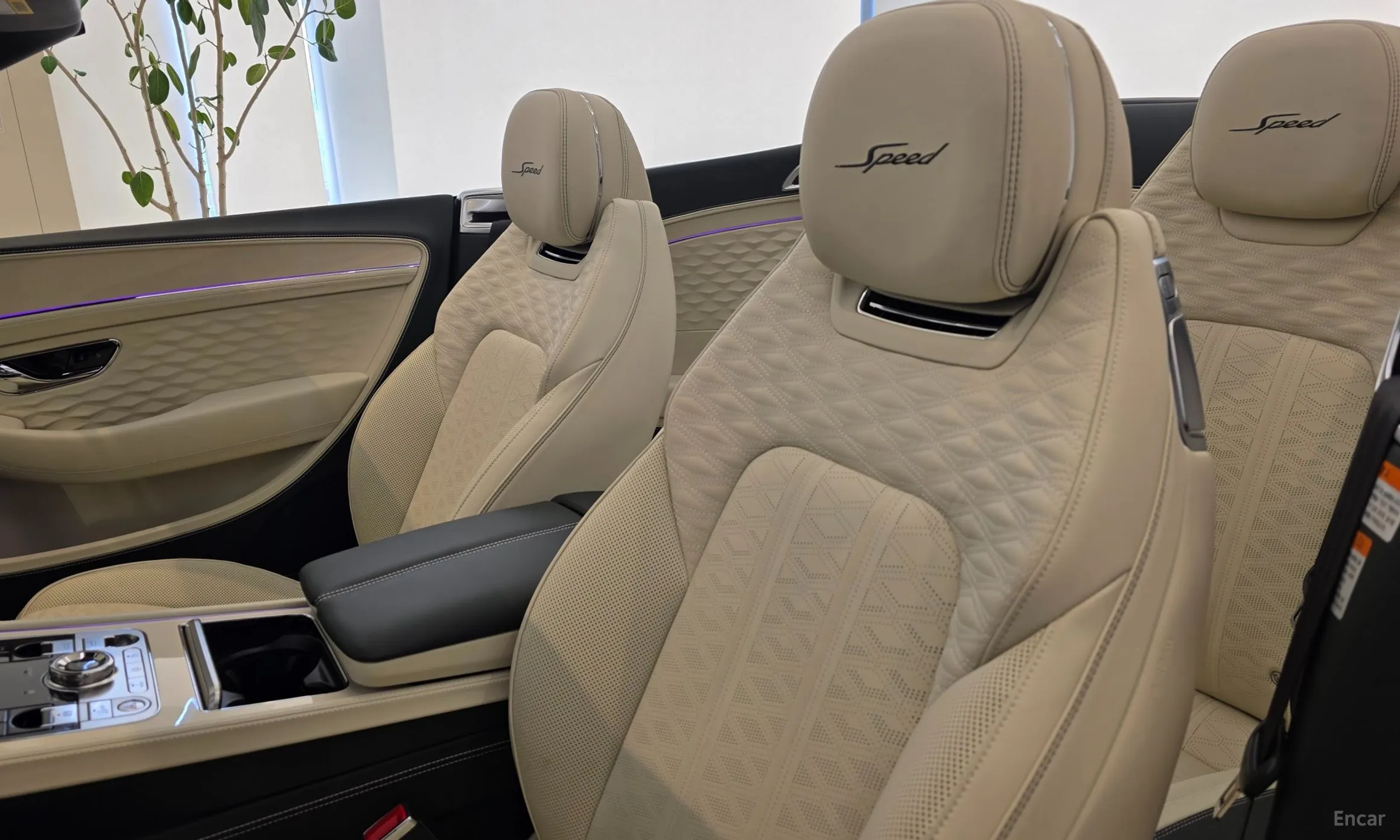 Bentley Continental GT 4th Generation превью 12