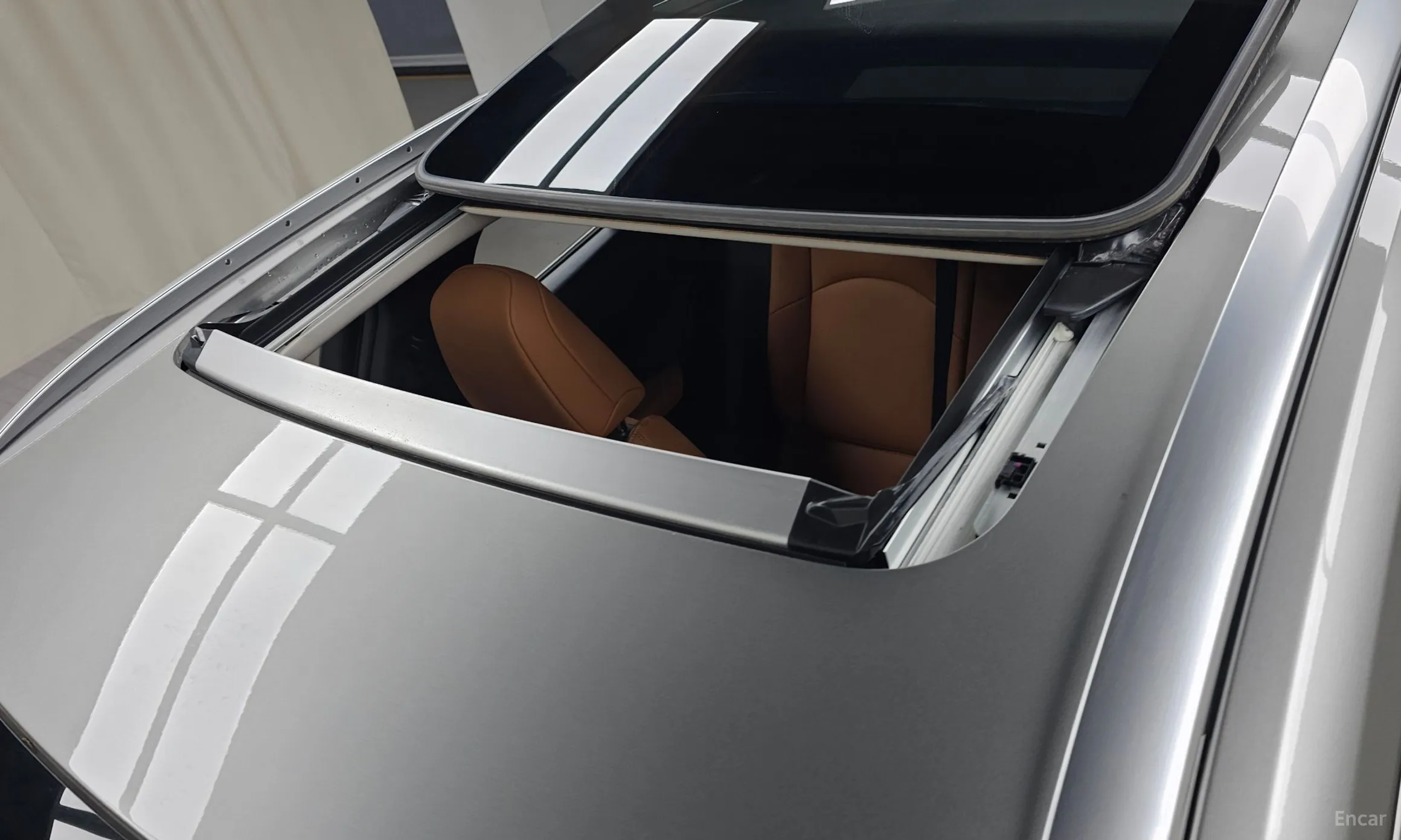 Lexus UX250h превью 19