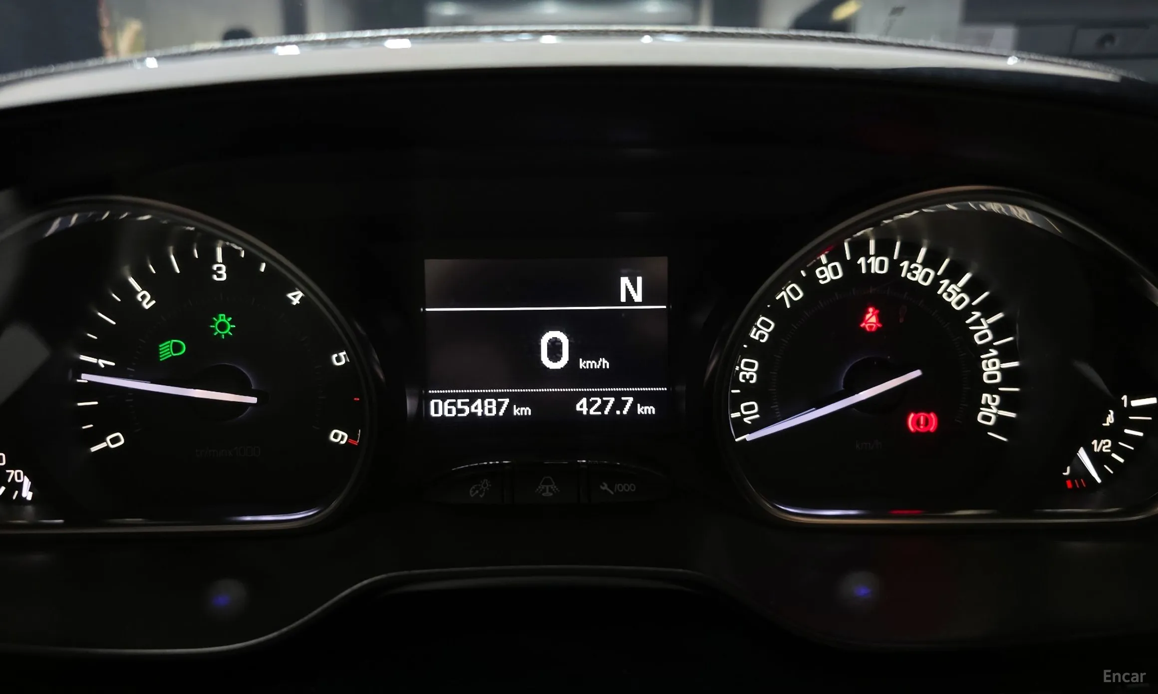 Peugeot 2008. превью 8