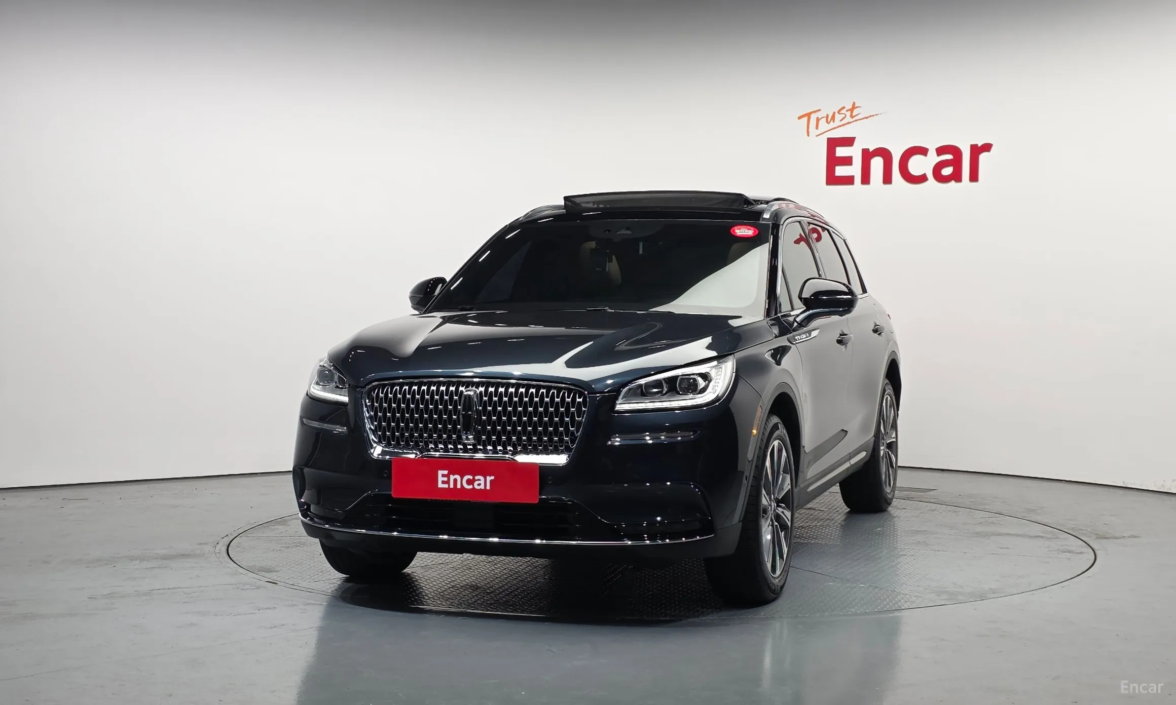 Lincoln Corsair превью 3