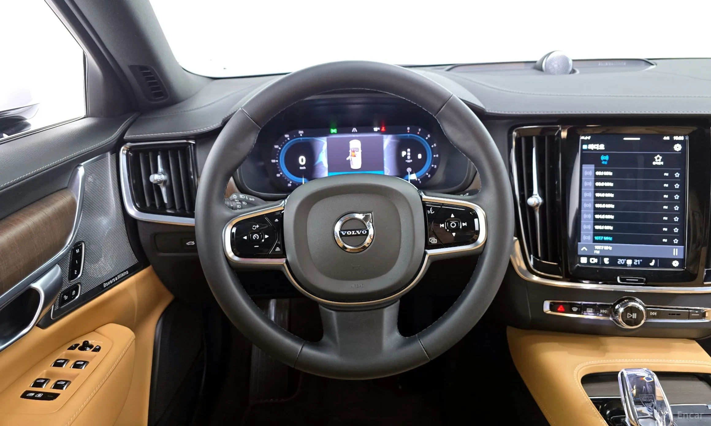 Volvo S90 превью 13