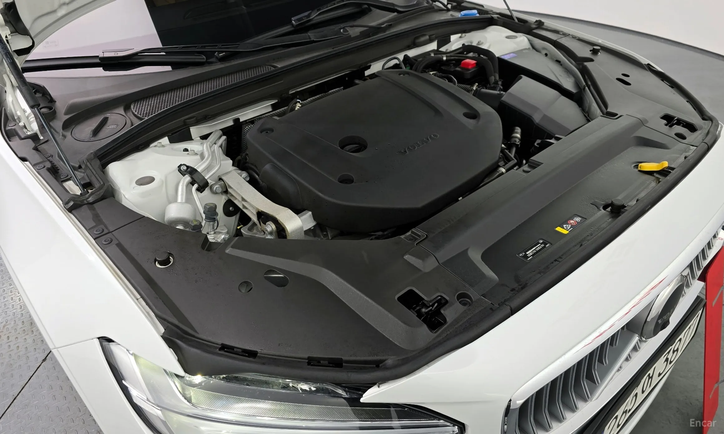 Volvo S90 превью 6