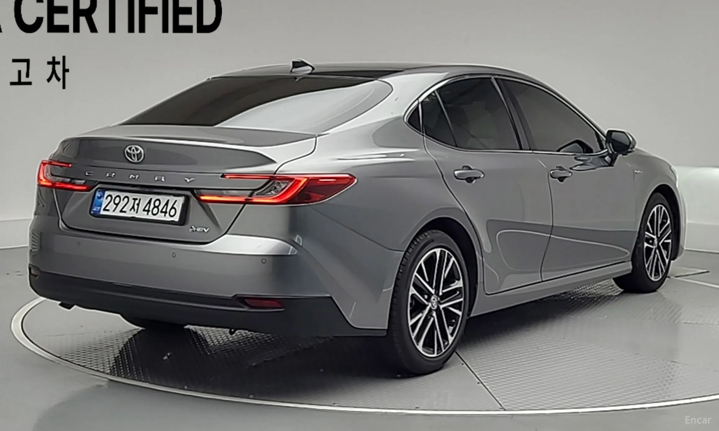 Toyota Camry (XV80) превью 2