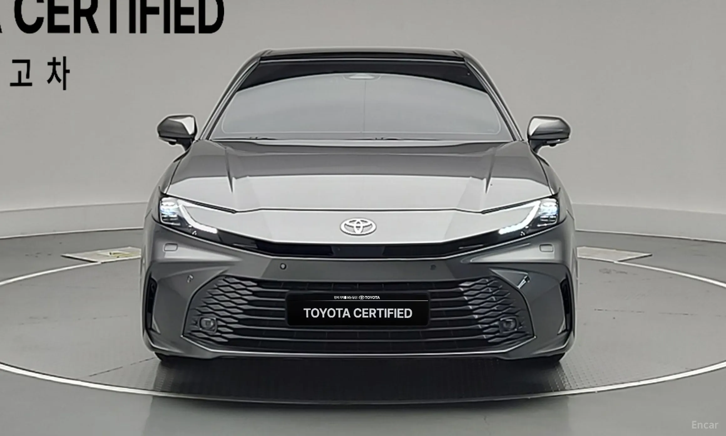 Toyota Camry (XV80) превью 3