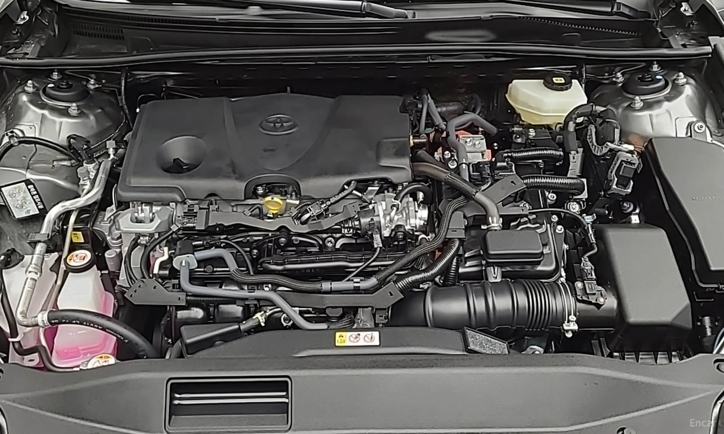 Toyota Camry (XV80) превью 6