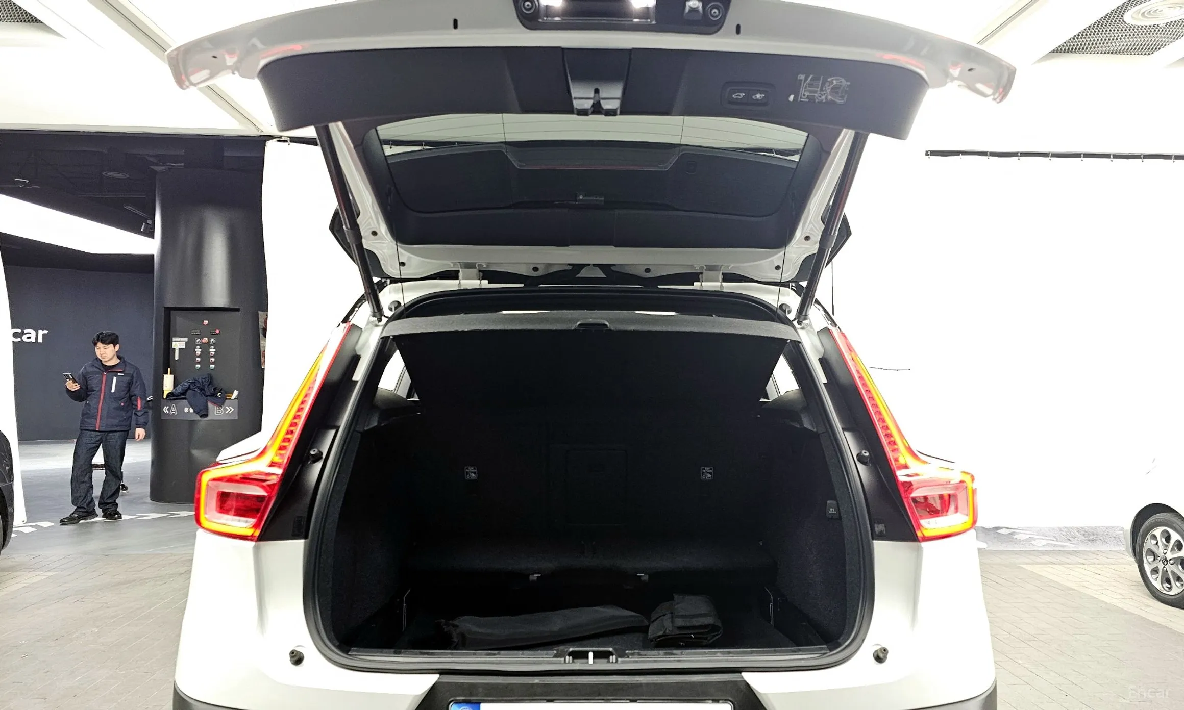 Volvo XC40 превью 20