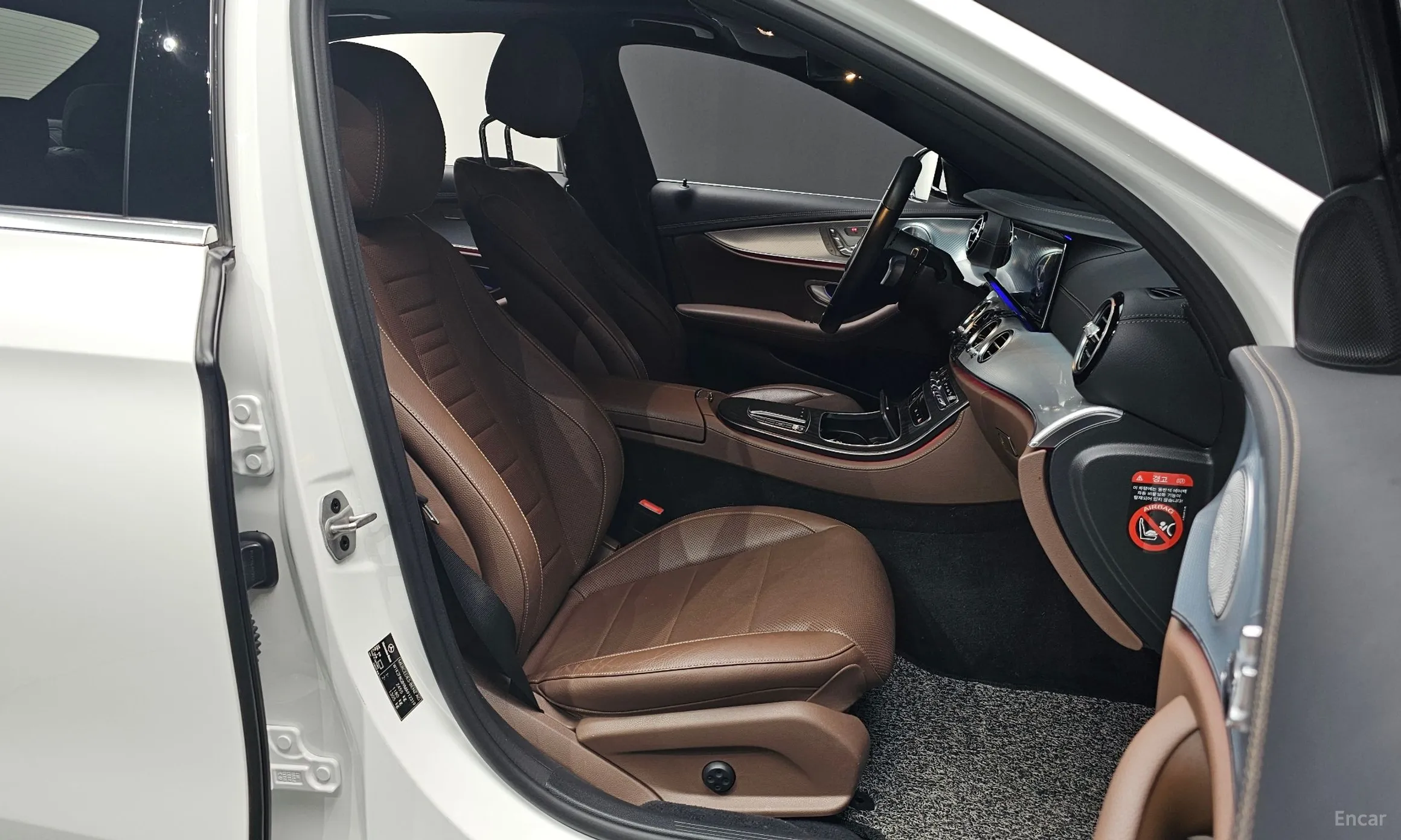 Mercedes Benz E-Class W213 превью 10