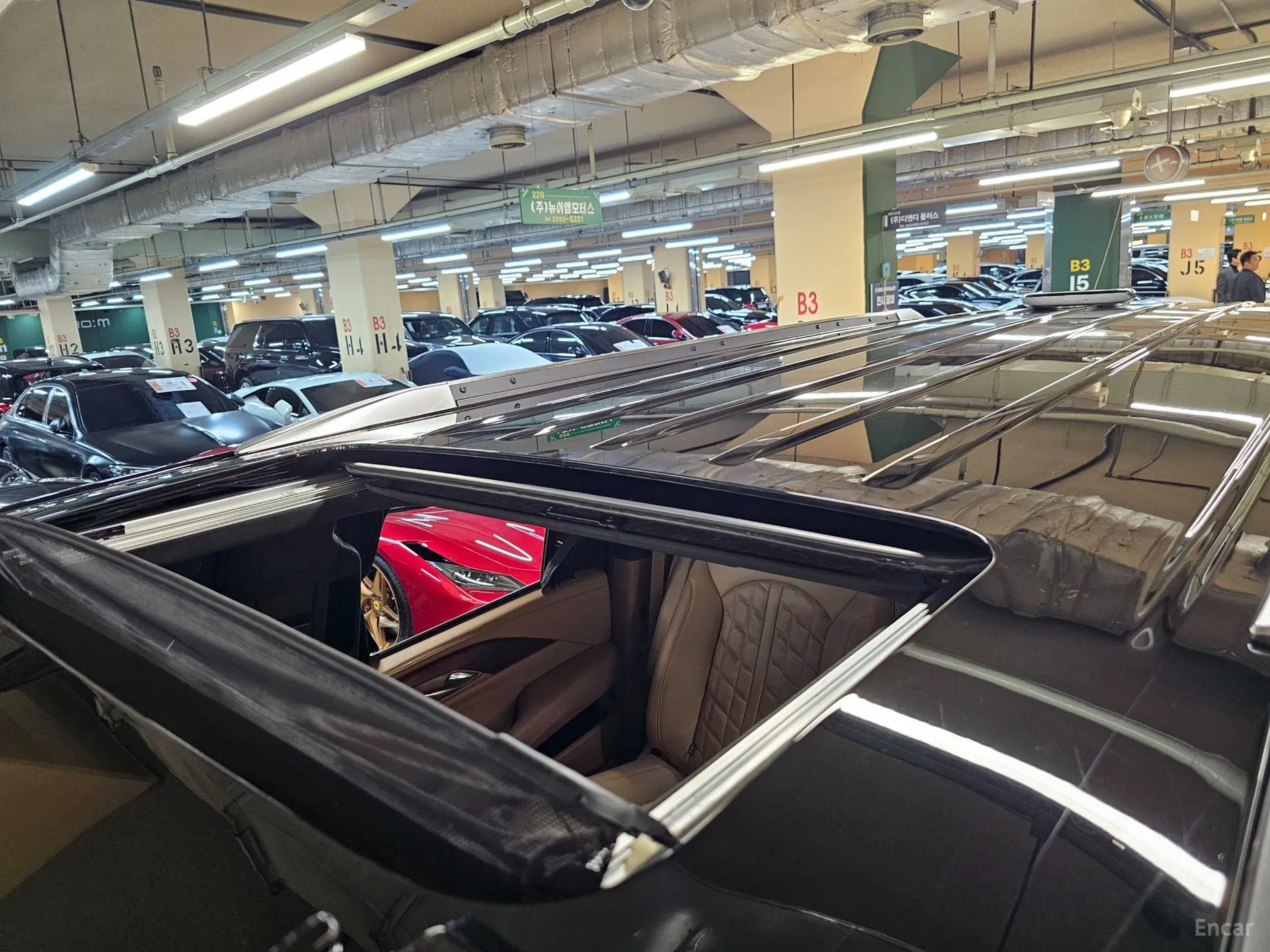 Cadillac Escalade превью 16