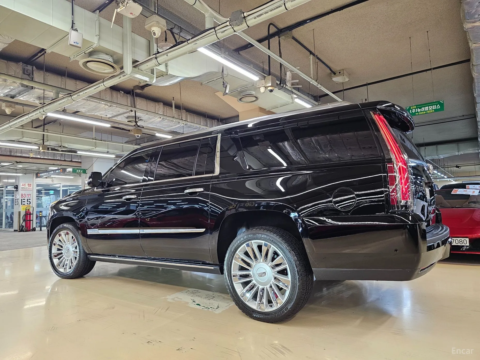 Cadillac Escalade превью 4