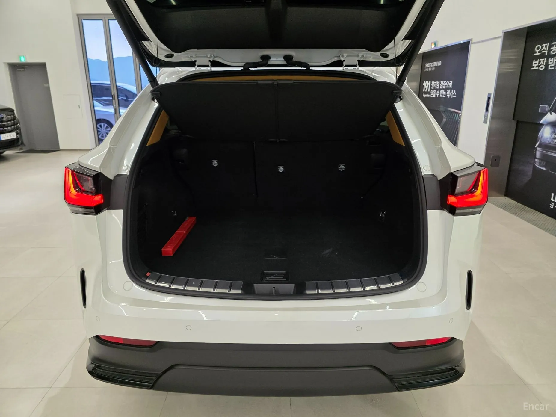 Lexus NX350h Gen 2 превью 16