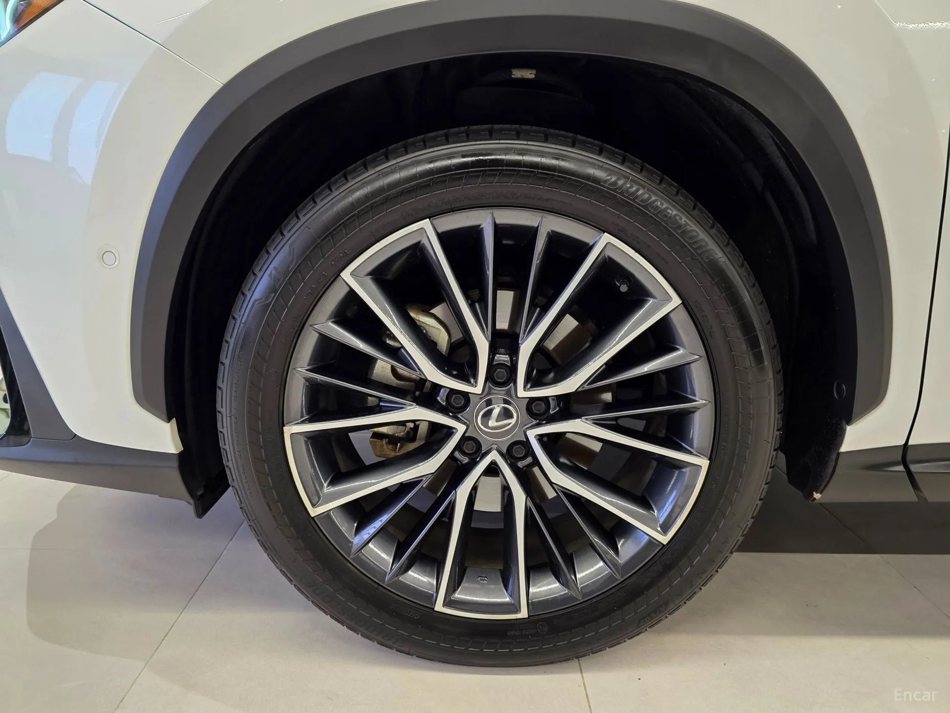 Lexus NX350h Gen 2 превью 5