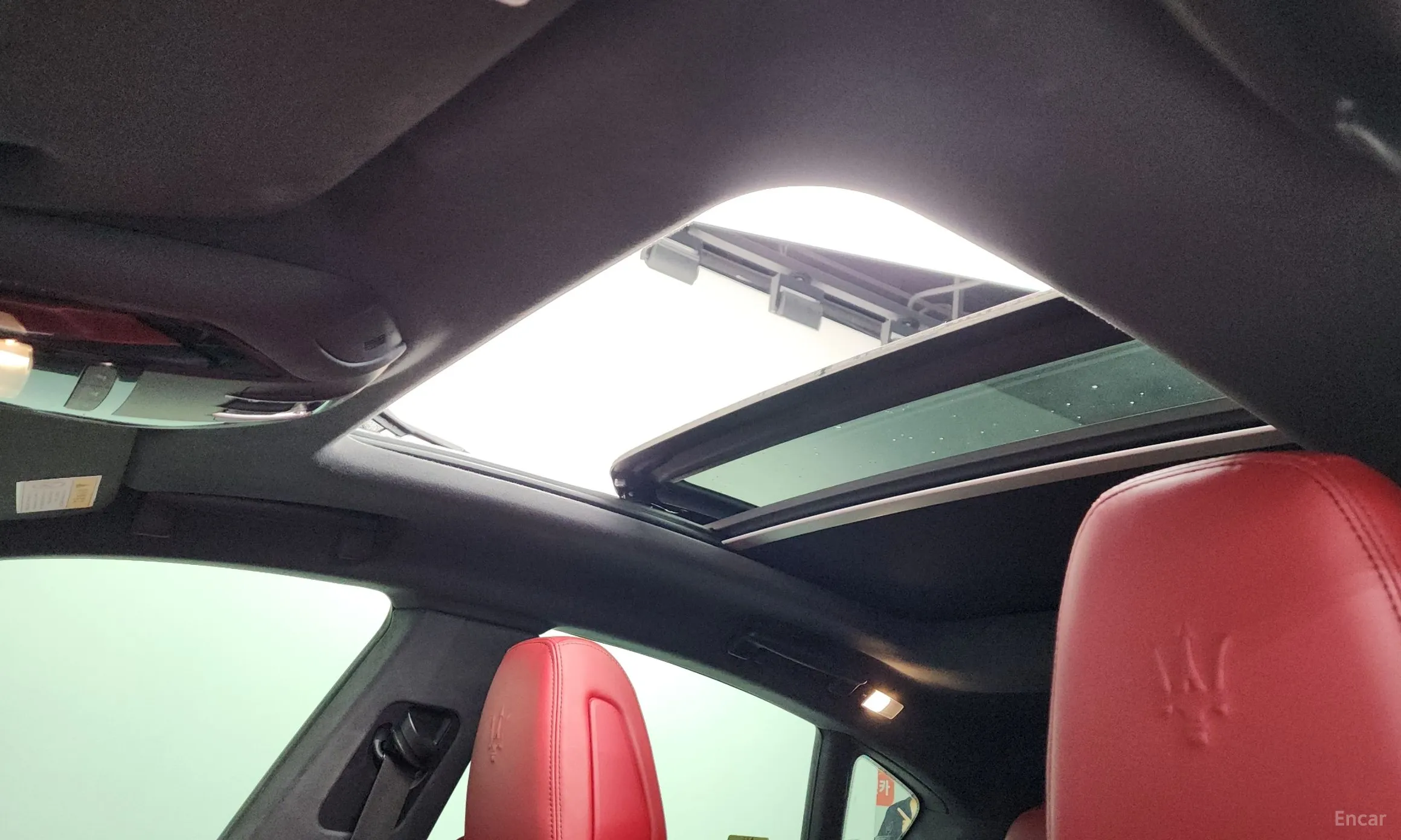 Maserati Levante превью 19