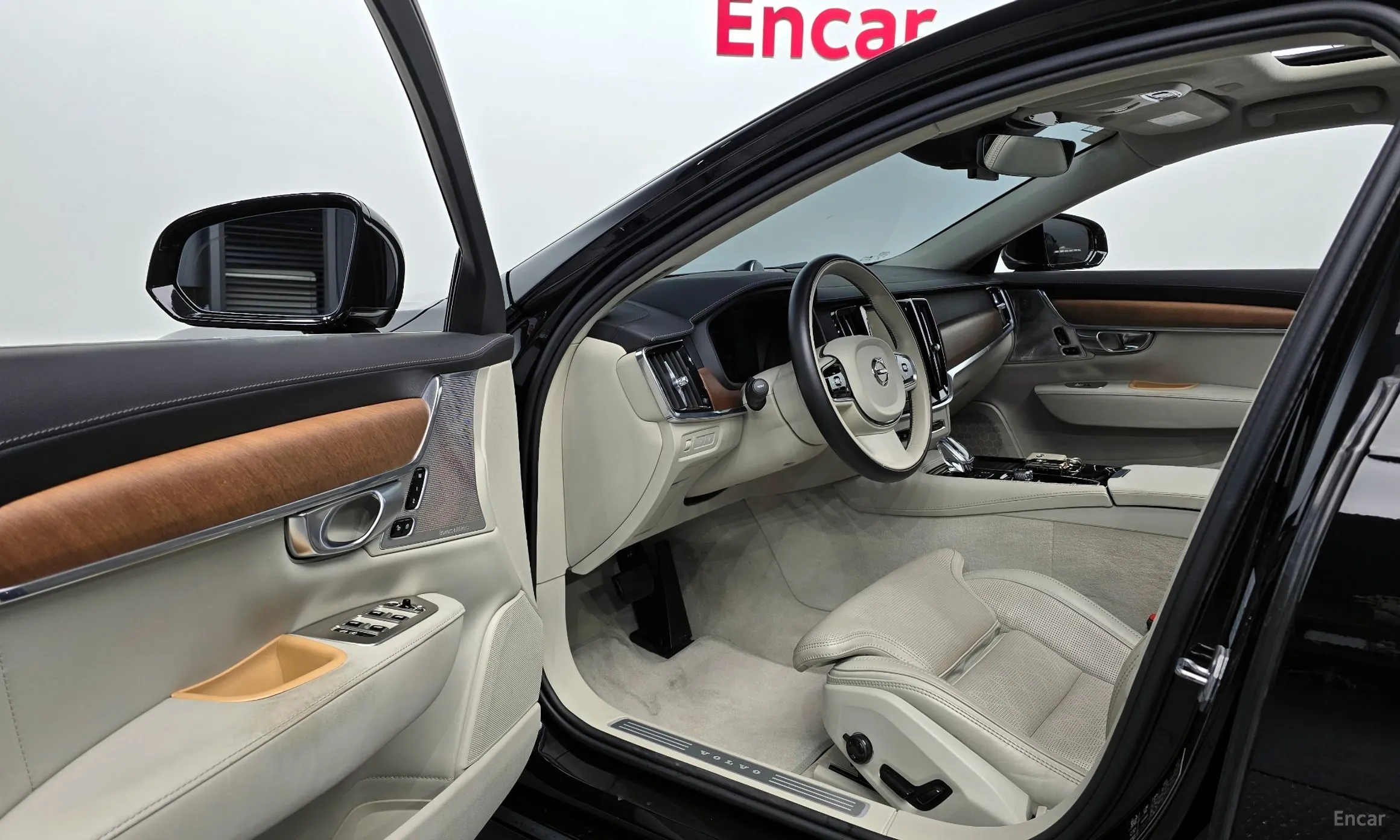Volvo S90 превью 11