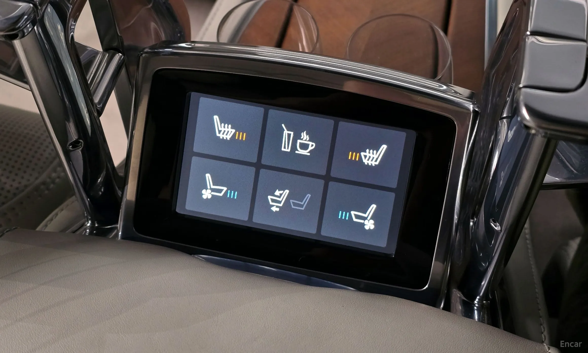 Volvo S90 превью 20