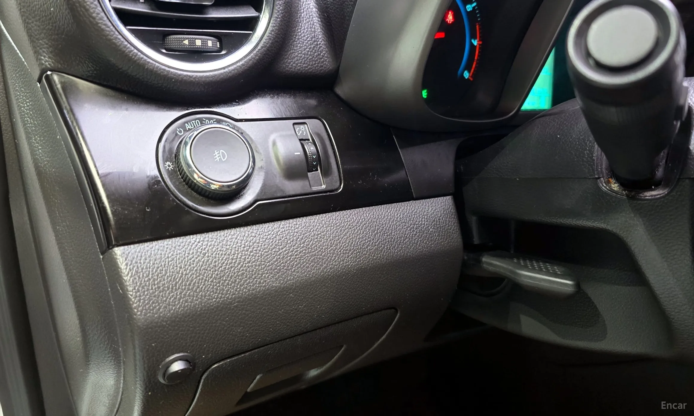 Chevrolet (GM Daewoo) Orlando превью 19