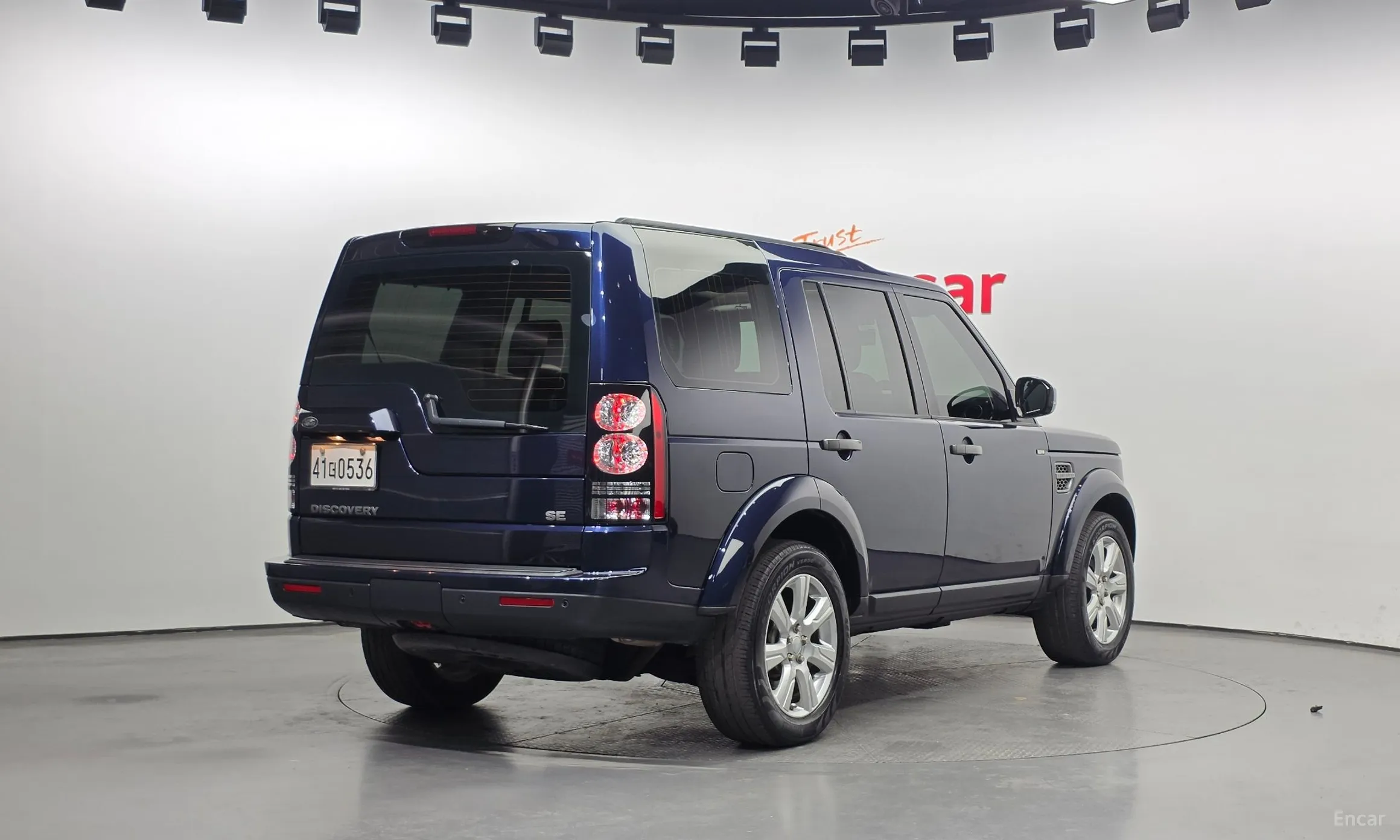 Land Rover Discovery 4 превью 2