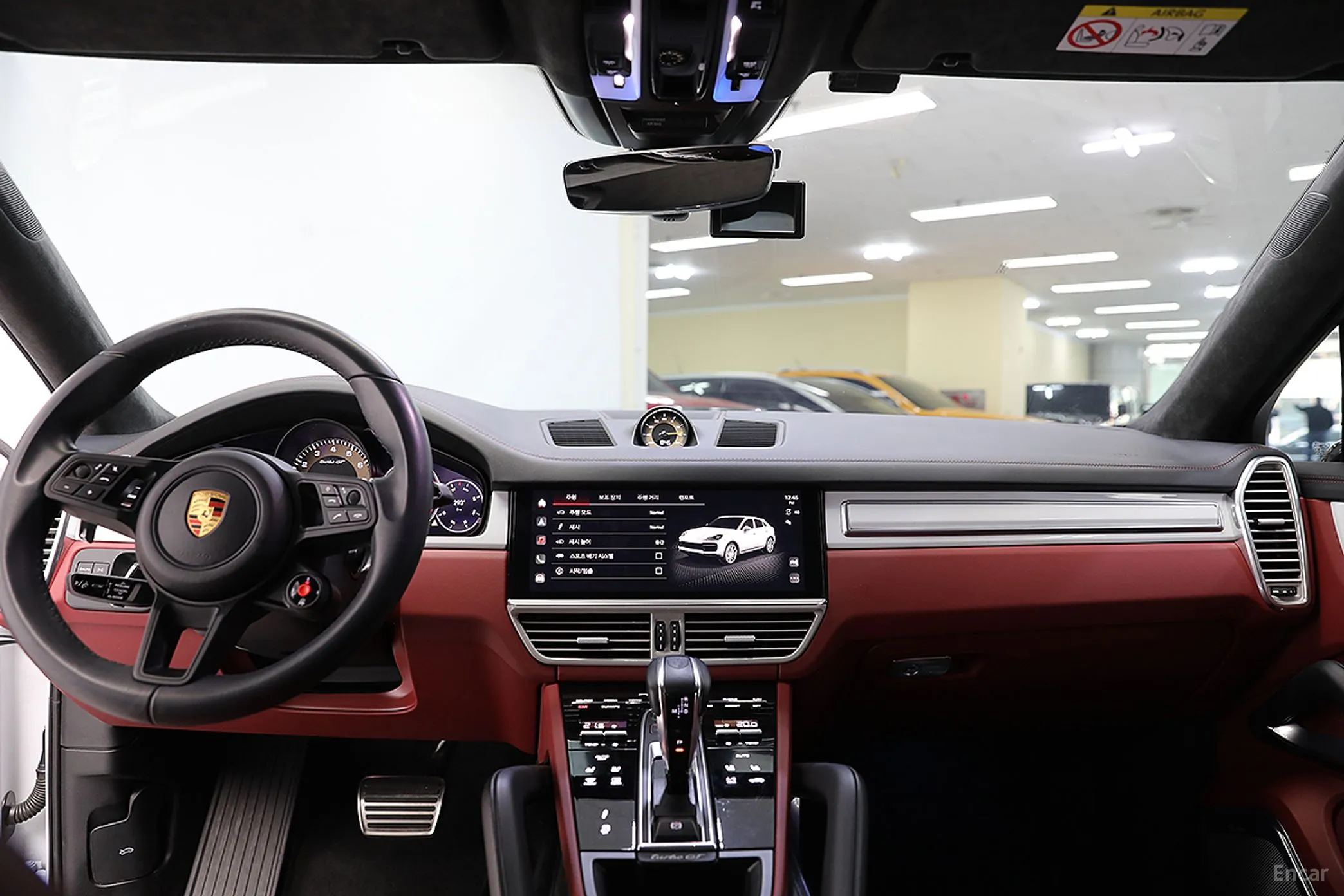 Porsche Cayenne (PO536) превью 16