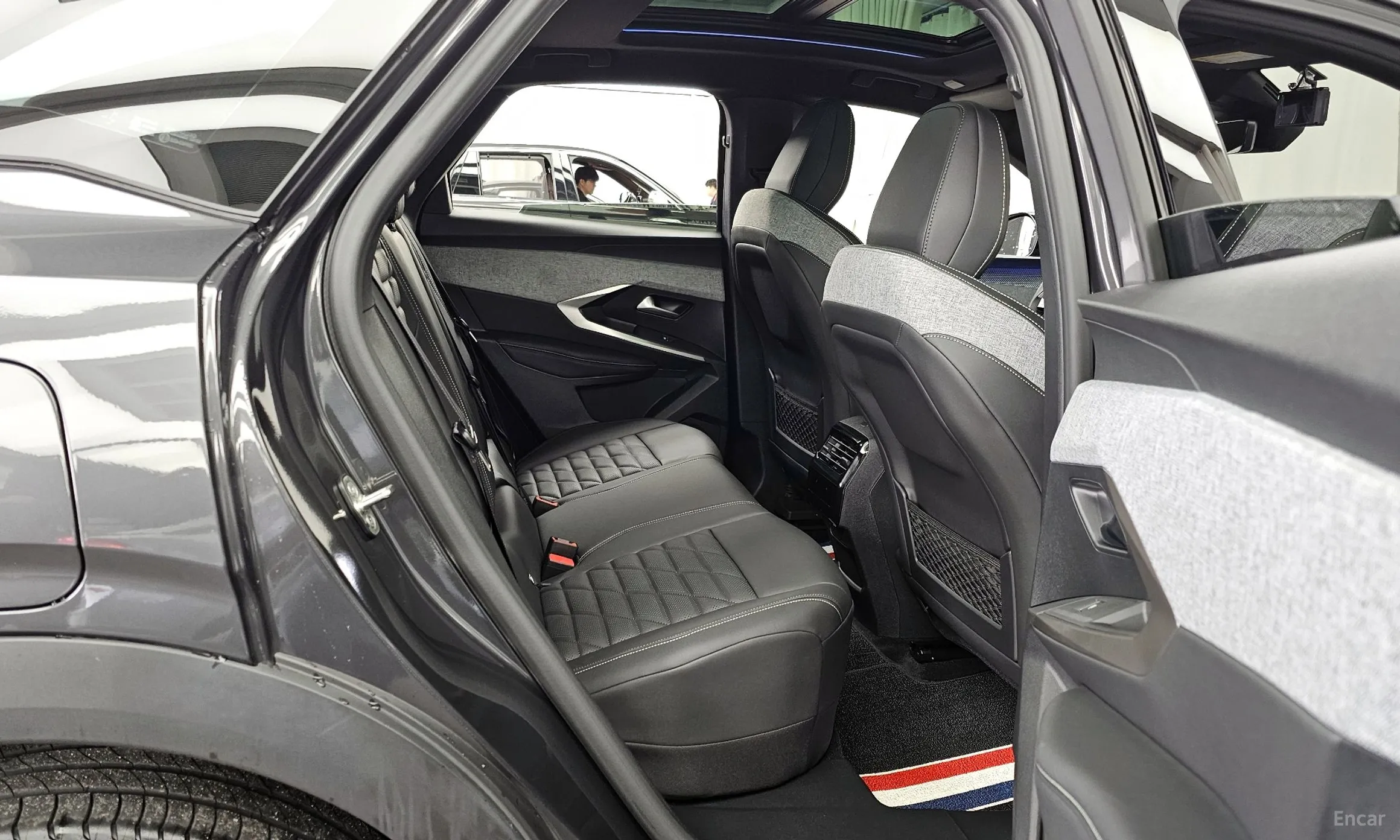 Peugeot 3008 3rd generation превью 12