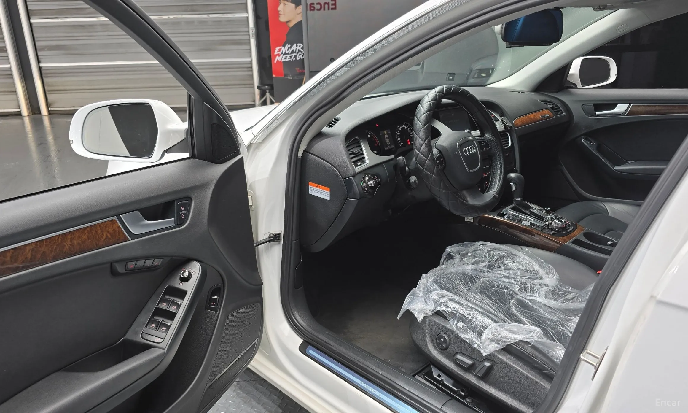 Audi New A4 превью 11