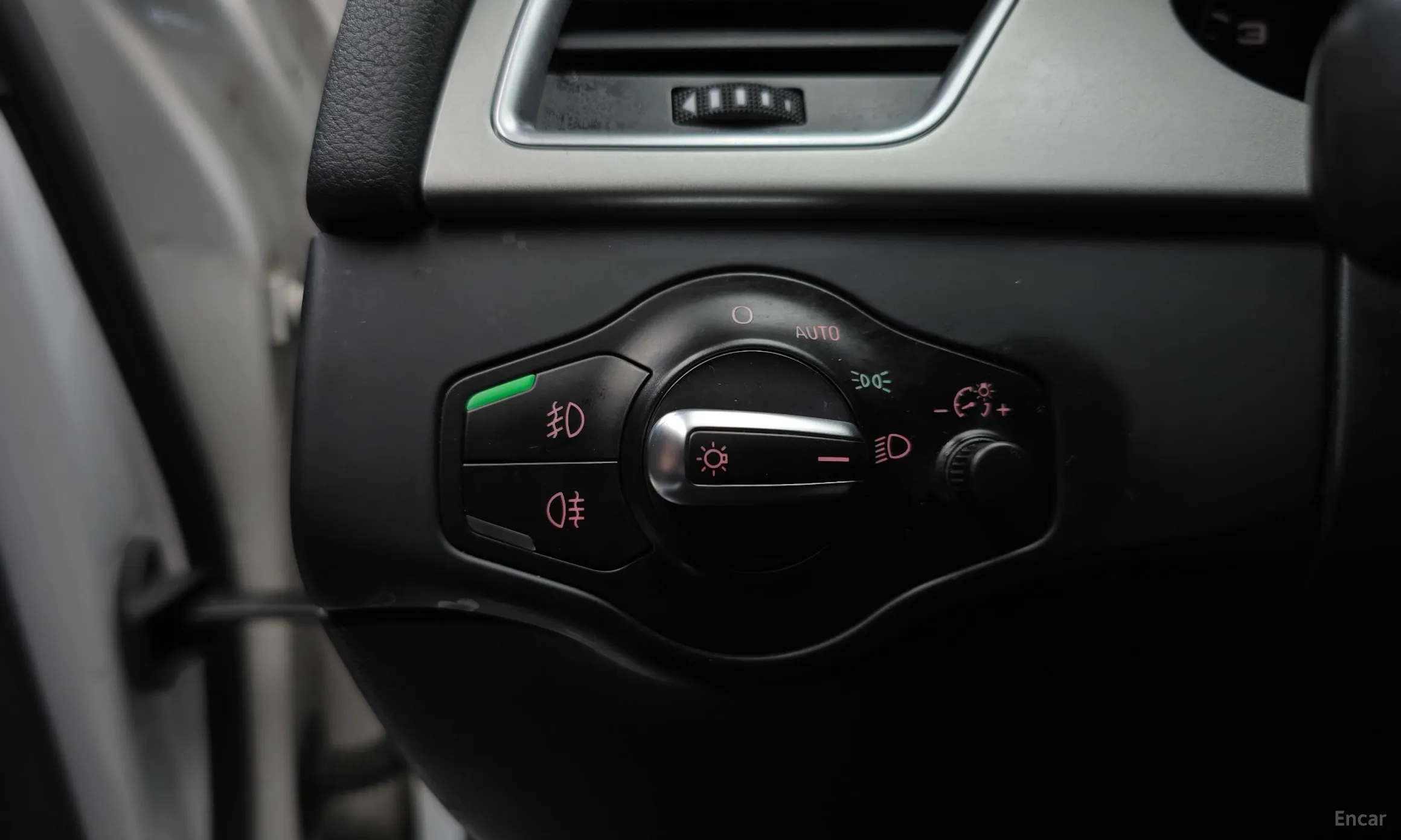 Audi New A4 превью 17