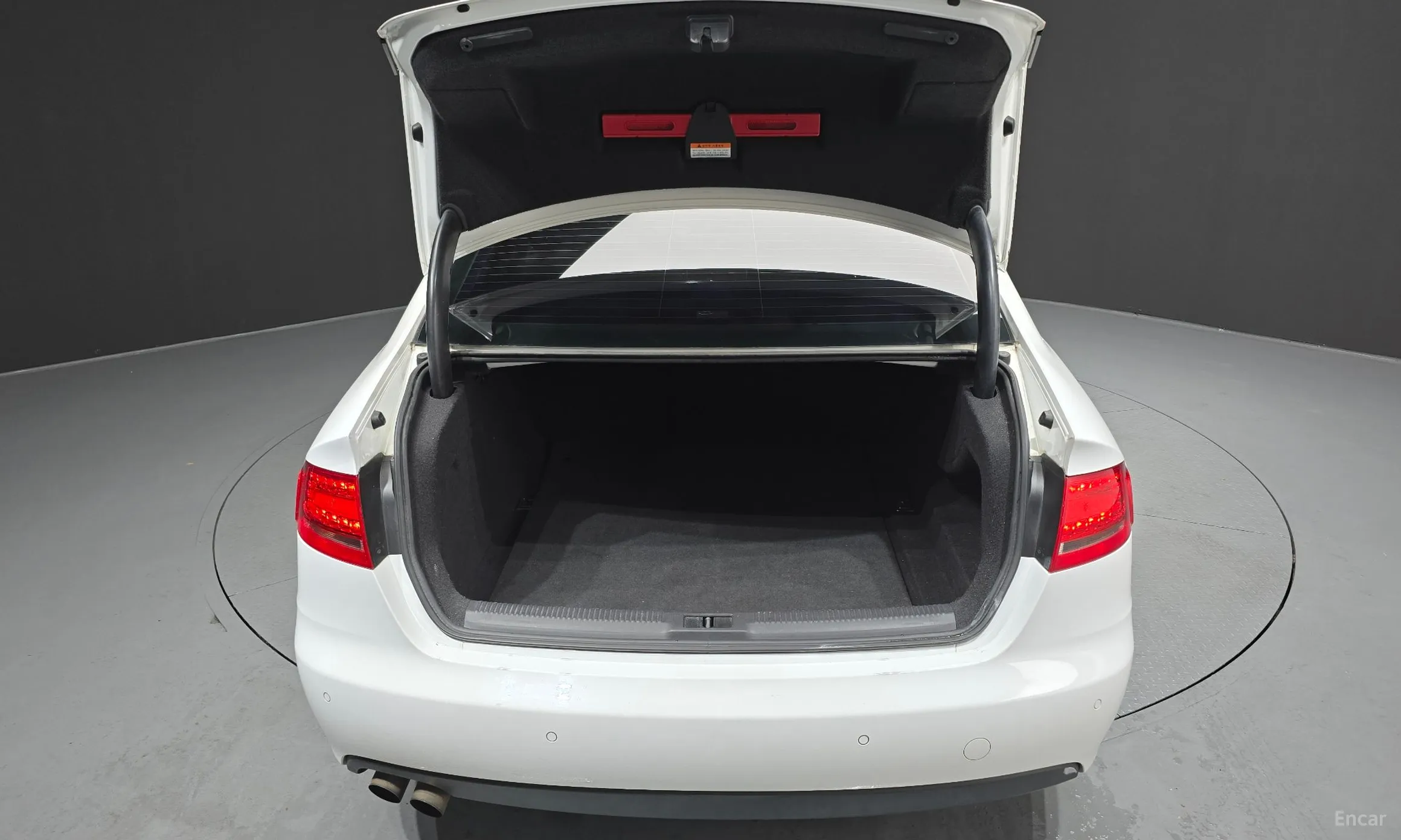 Audi New A4 превью 20